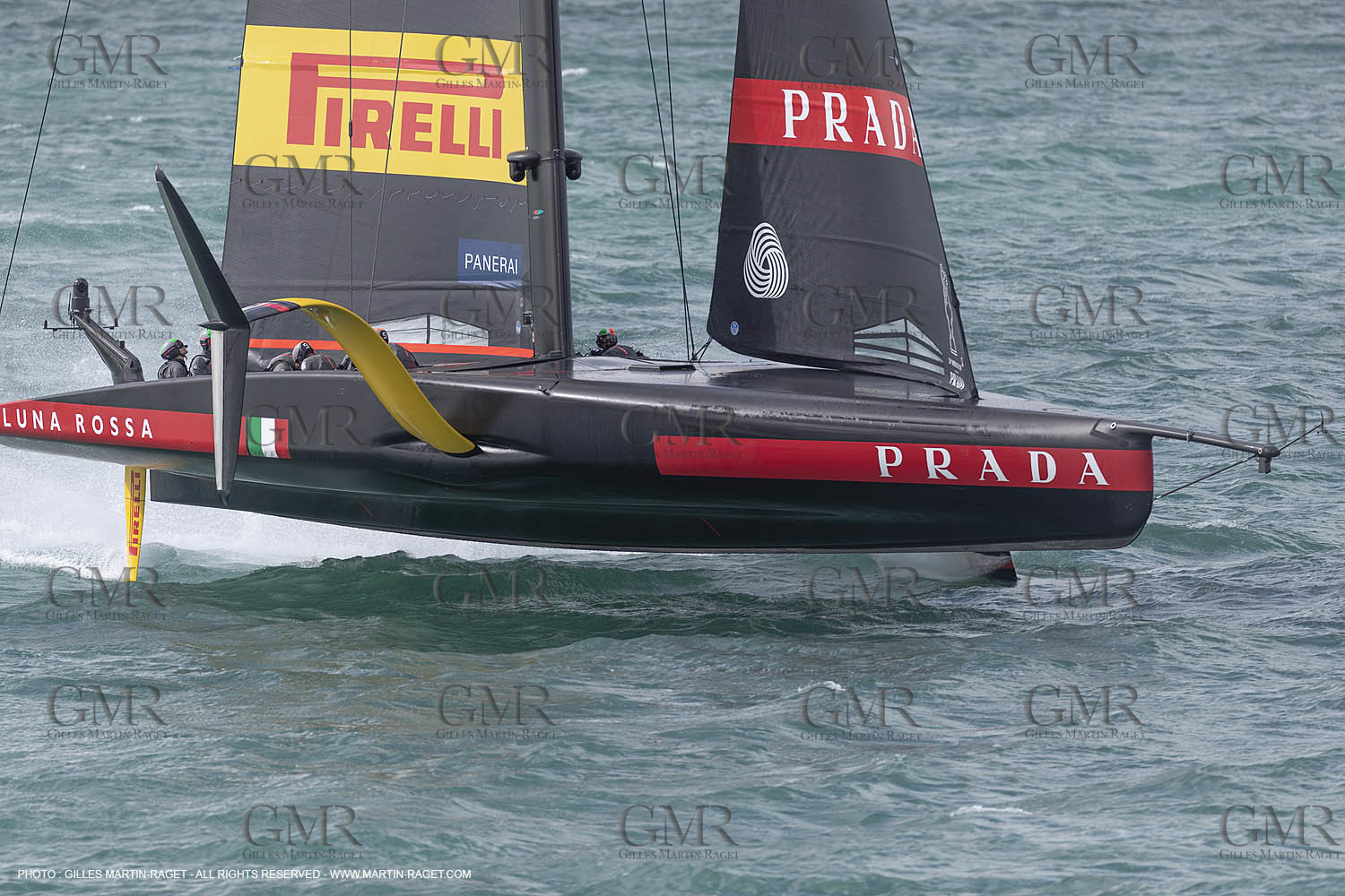 10 12 2020 - Auckland (NZL) - 36th America's Cup - Practice Sessions - Day 2 -Luna Rossa Prada Pirelli Team