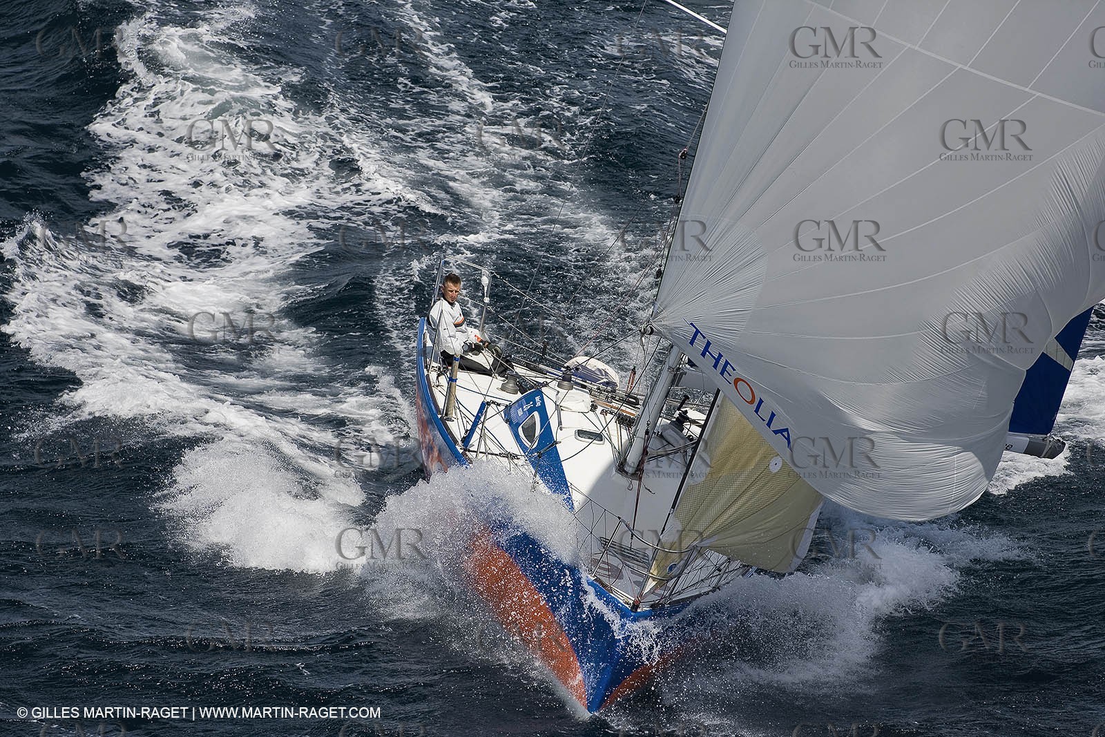 06-26-2007 - FIGARO II - THEOLIA - Skipper : Robert Nagy - Training off Marseille (south France) with strong wind conditions