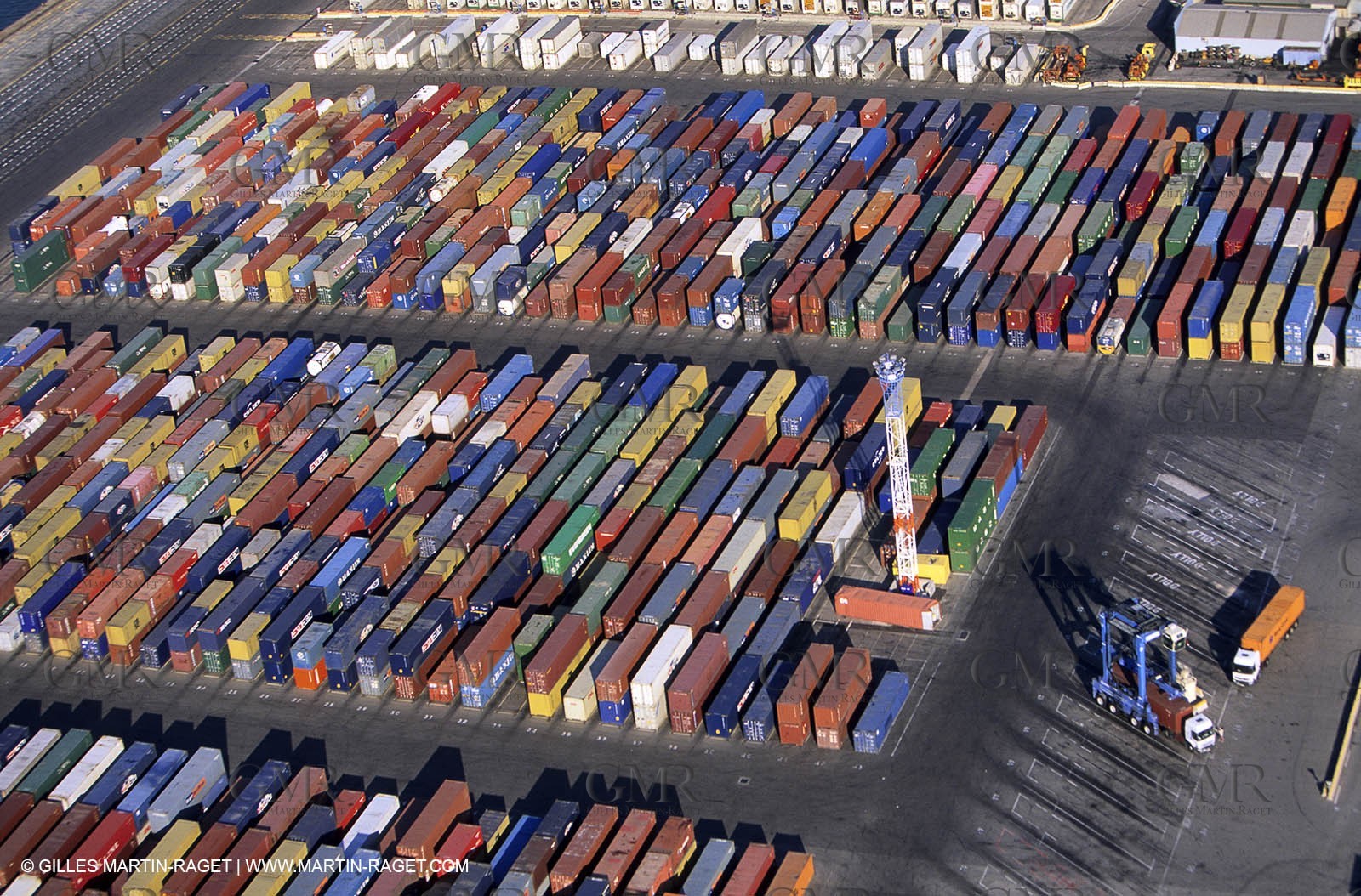 Container, Fos terminal