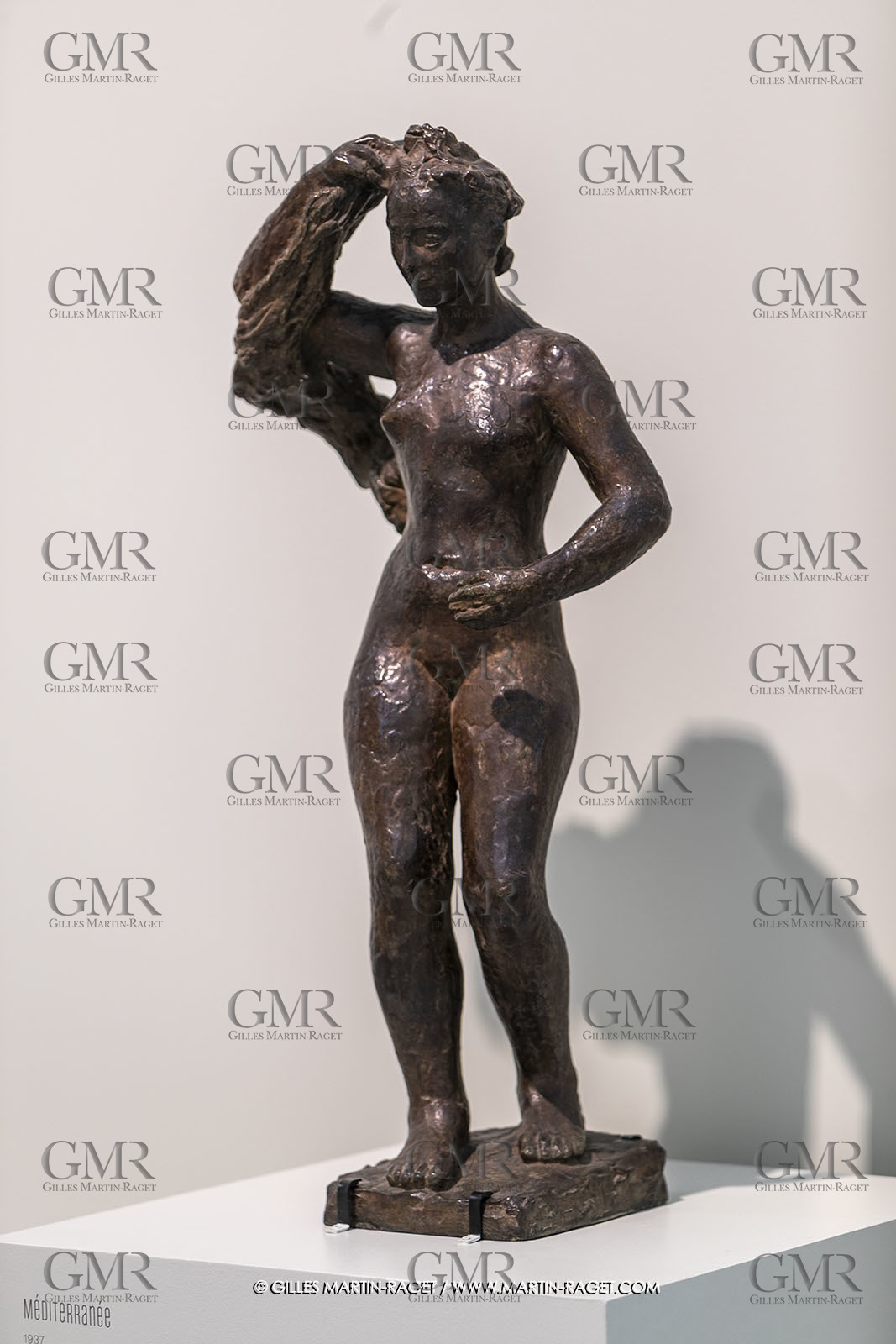 30 10 2023, Montpellier (FRA), oeuvre de Germaine Richier, Exposition Centre Pompidou - Musée Fabre 2023, Méditerranée 1937, Bronze patiné foncé, Fondeur : Alexis Rudier, Paris, 82 x 38 x 22 cm, Minka lise Bojadsen, Succession Liuba Wolf, élève de Germaine Richier