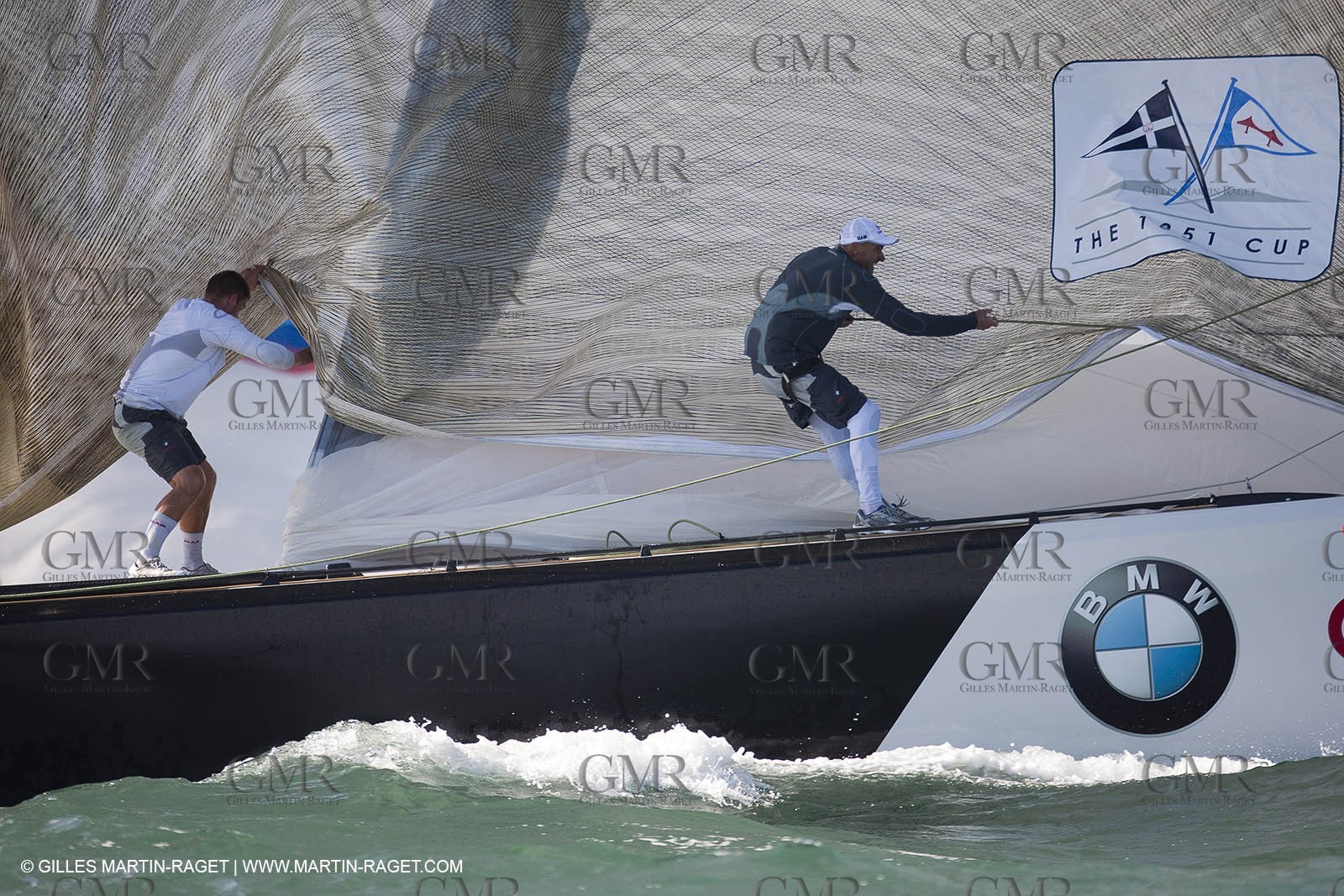 03 08 2010 - Cowes (UK, IOW) - The 1851 Cup -  BMW ORACLE Racing - Day 1.