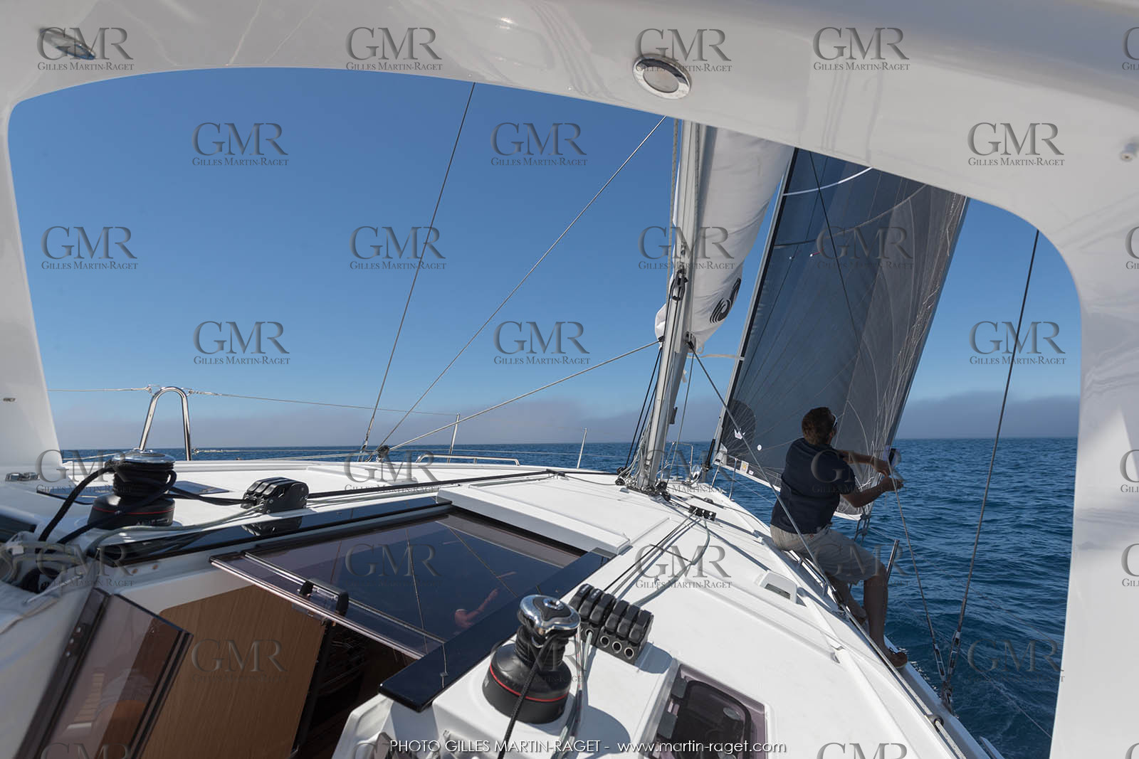 04 07 3017; Les EMbiez (FRA; 83) - Chantier Beneteau; Oceanis 41.1