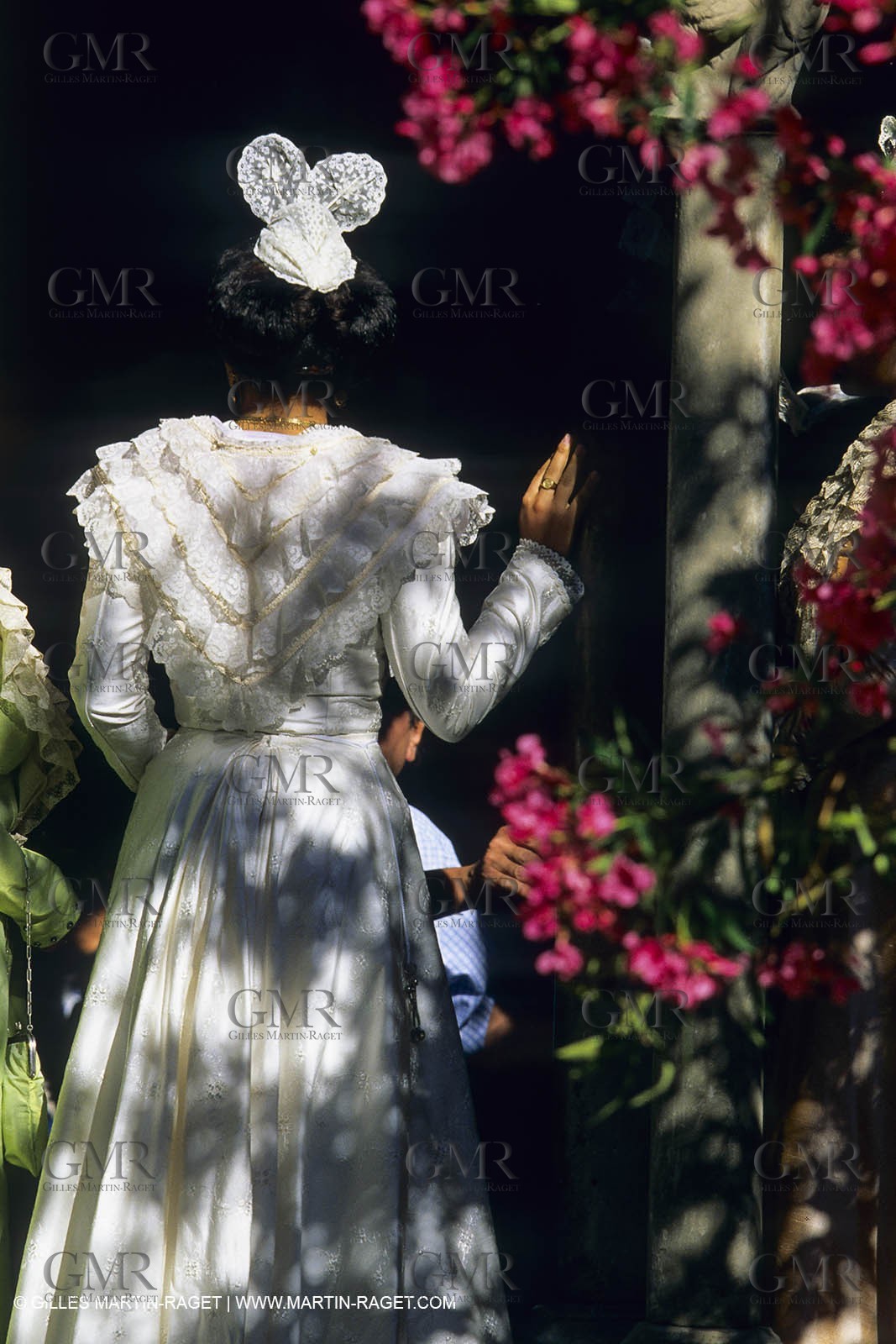 Arles (FRA,13) - Costume from Arles Fest