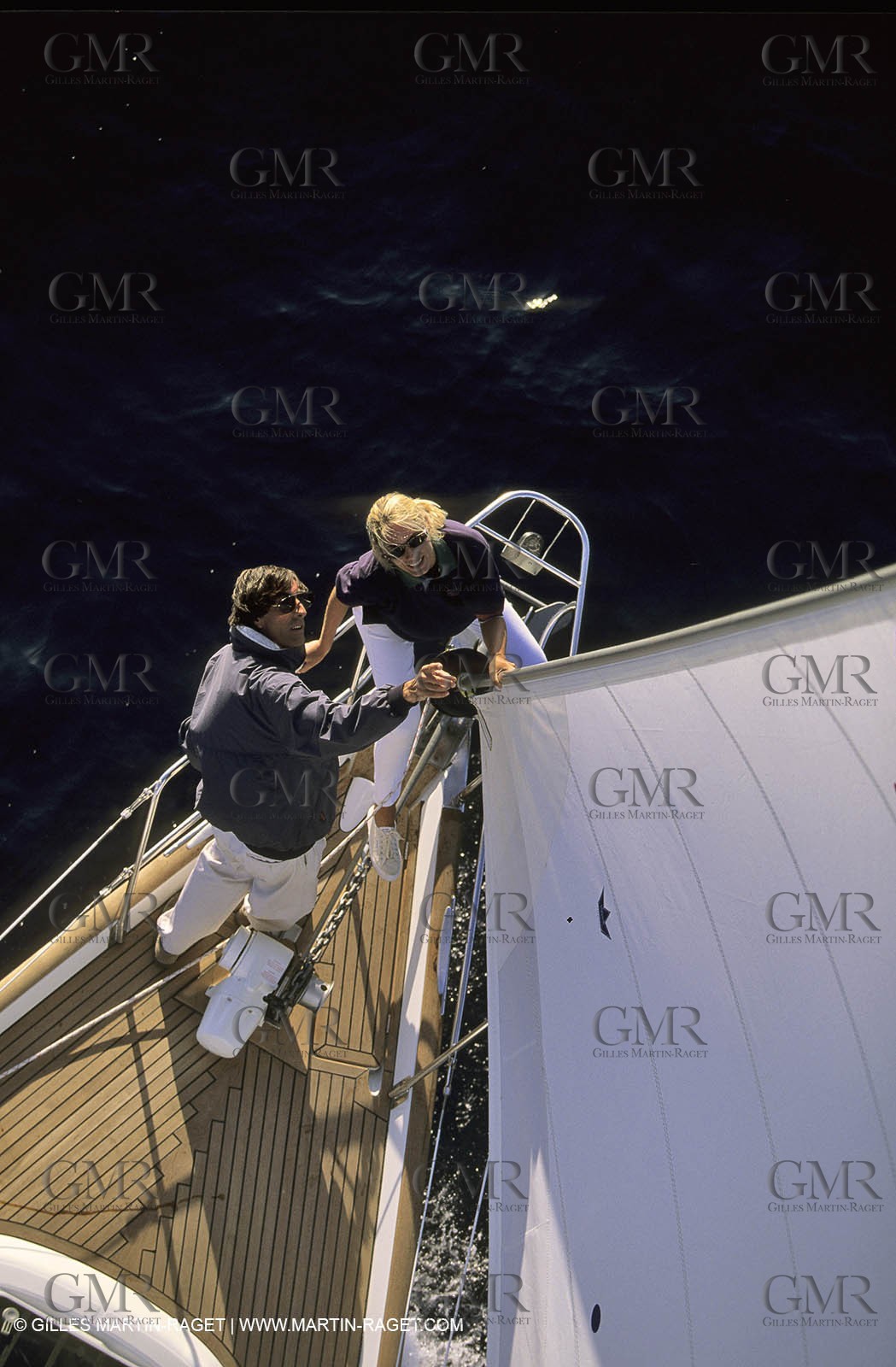 Cruising - People - Crew work