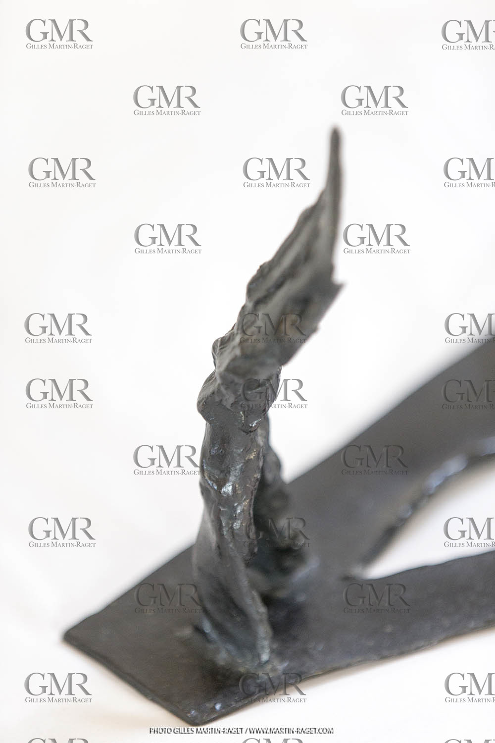 06 03 2016, Marseille (Fra,13), Oeuvre de Germaine Richier, Guerrier n° 7 1955, Bronze patiné foncé, Numéroté 4 8, Fondeur : L. Thinot, Paris, 17,5 x 25 x 17 cm, Collection particulière