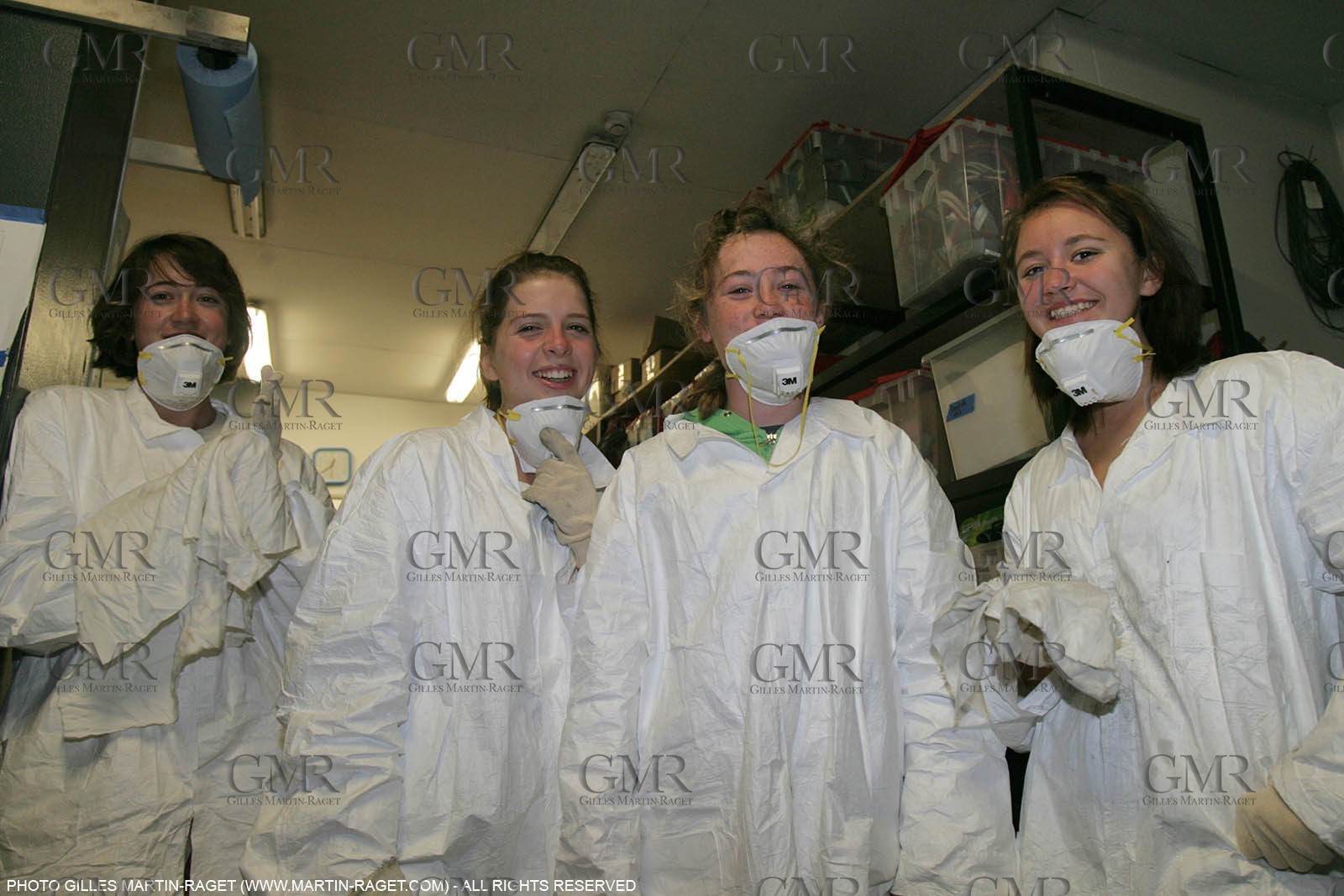 17 04 2007-Valencia (Spain)- 32nd America's Cup - Louis Vuitton Cup - RR1 - DAY 2 - BMW ORACLE Racing - Spanish Top Model Laura Ponte 18th man onboard USA 98 for inaugural Louis Vuitton Cup race