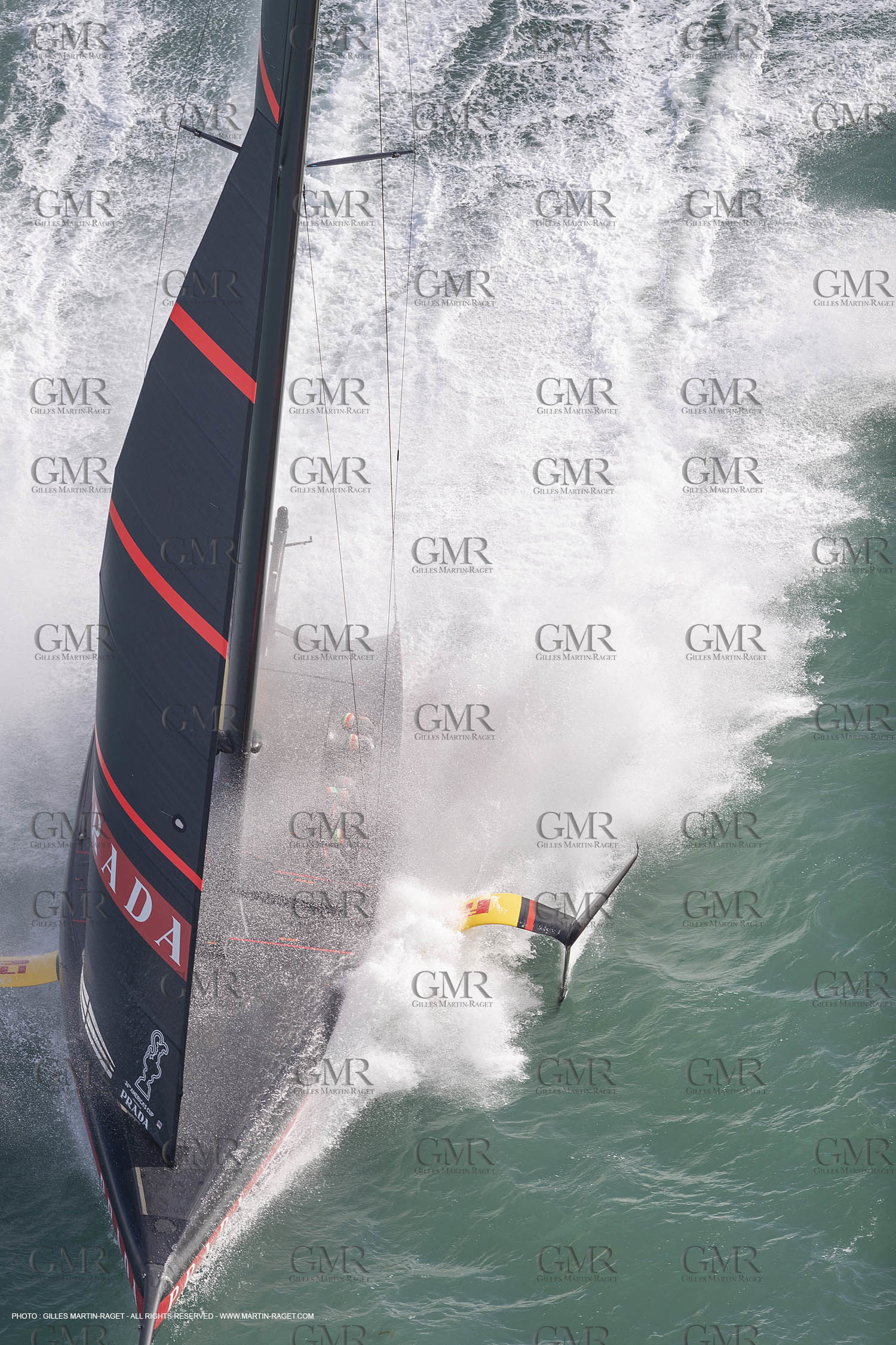 10 12 2020 - Auckland (NZL) - 36th America's Cup - Practice Sessions - Day 2 -Luna Rossa Prada Pirelli Team