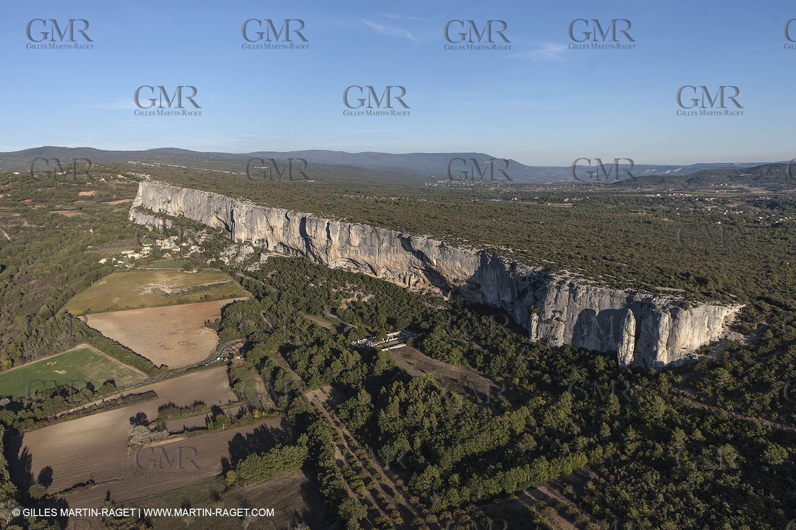29 10 2012 - Bioux (FRA,84) - Luberon as seen from above