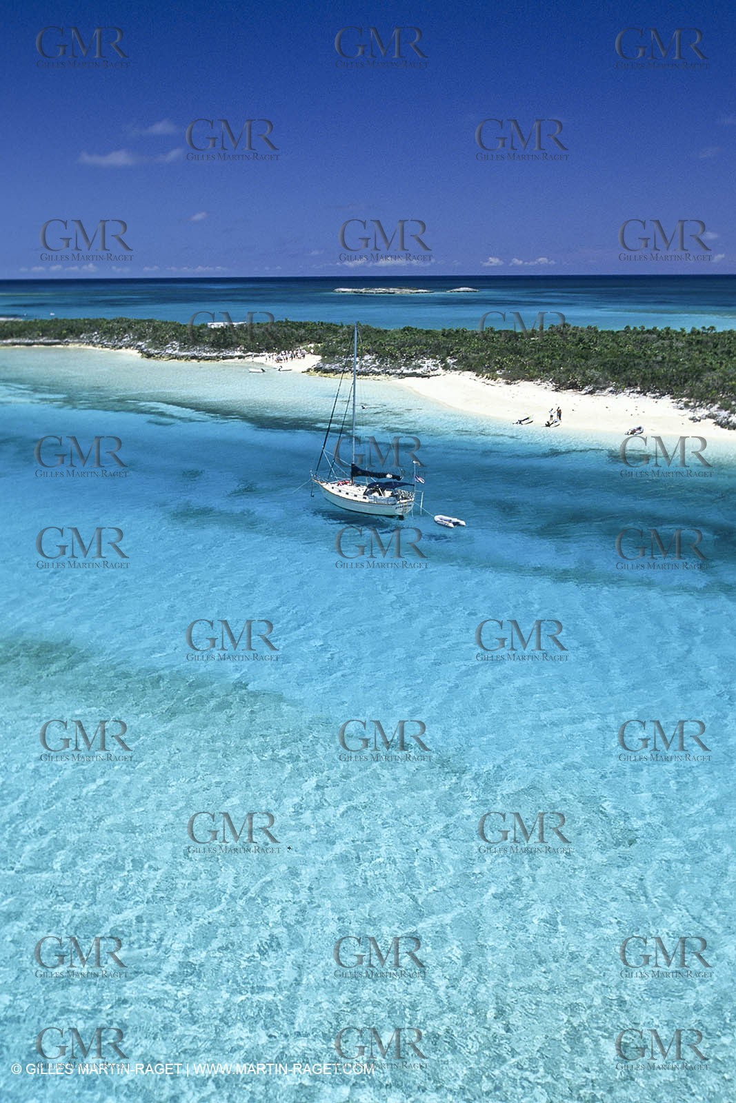 sailing, cruising, monohull at the mooring