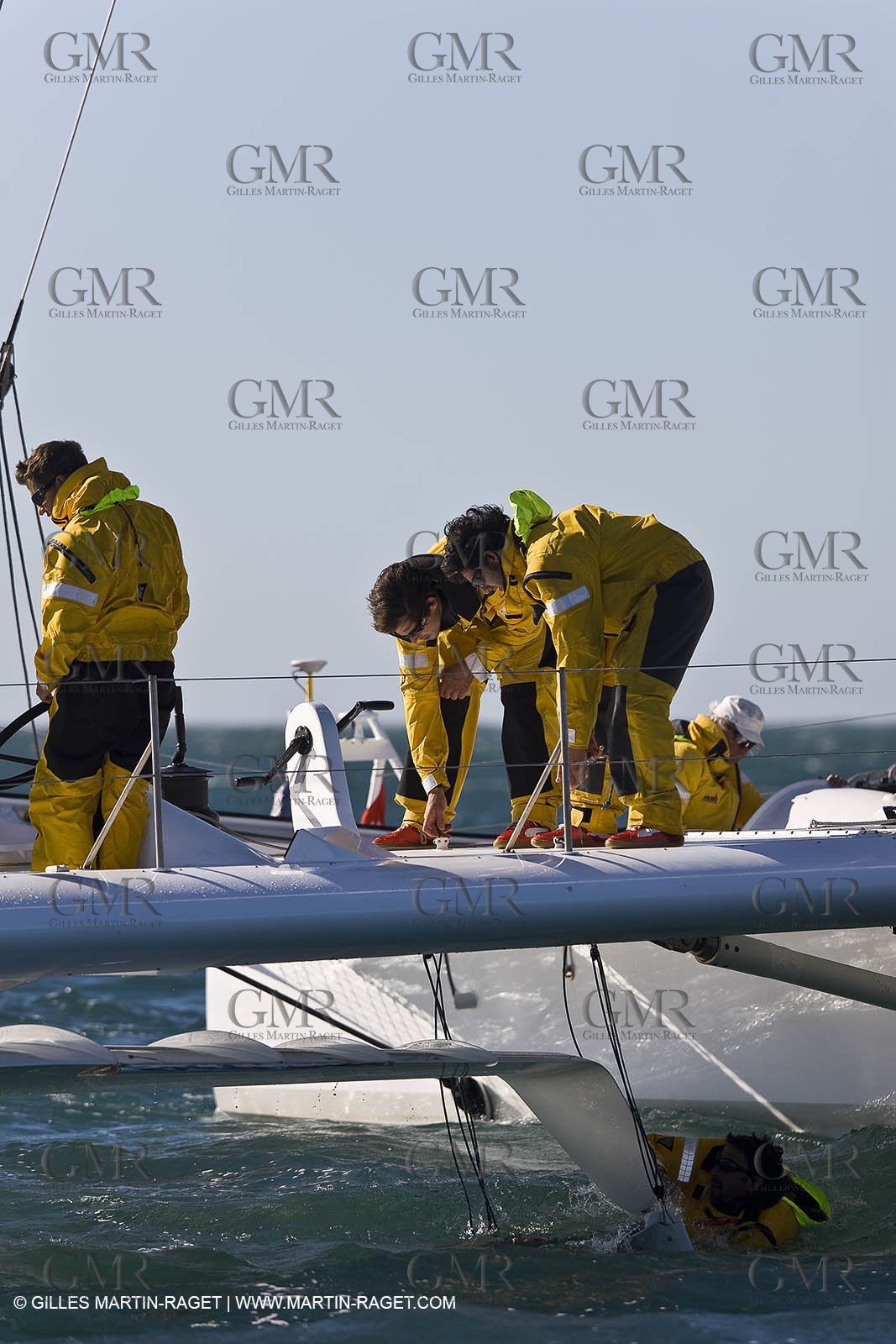 07 04 08 - France - Port Saint Louis du Rhone - Hydroptere - Training