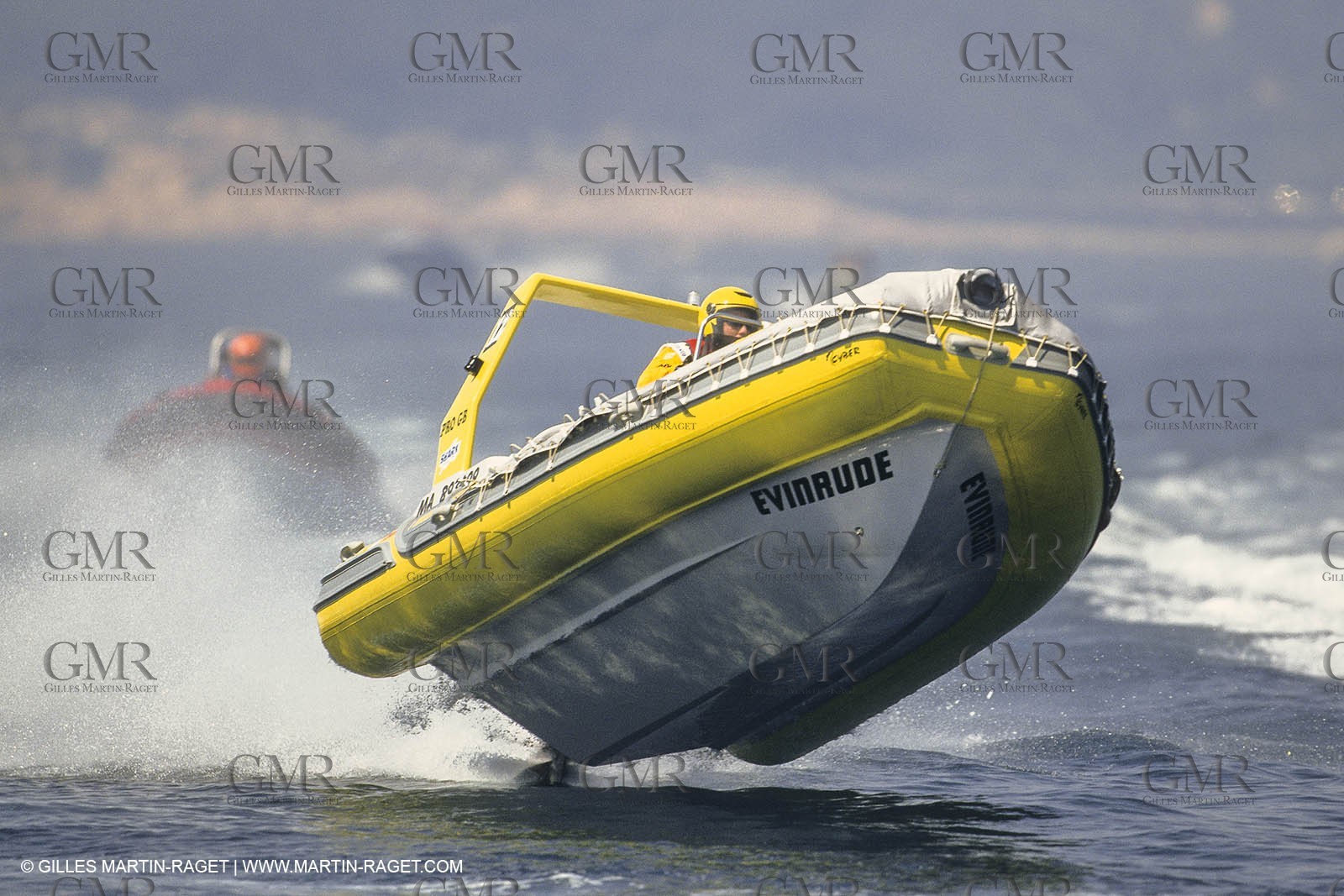 Powerboating, offshore racing