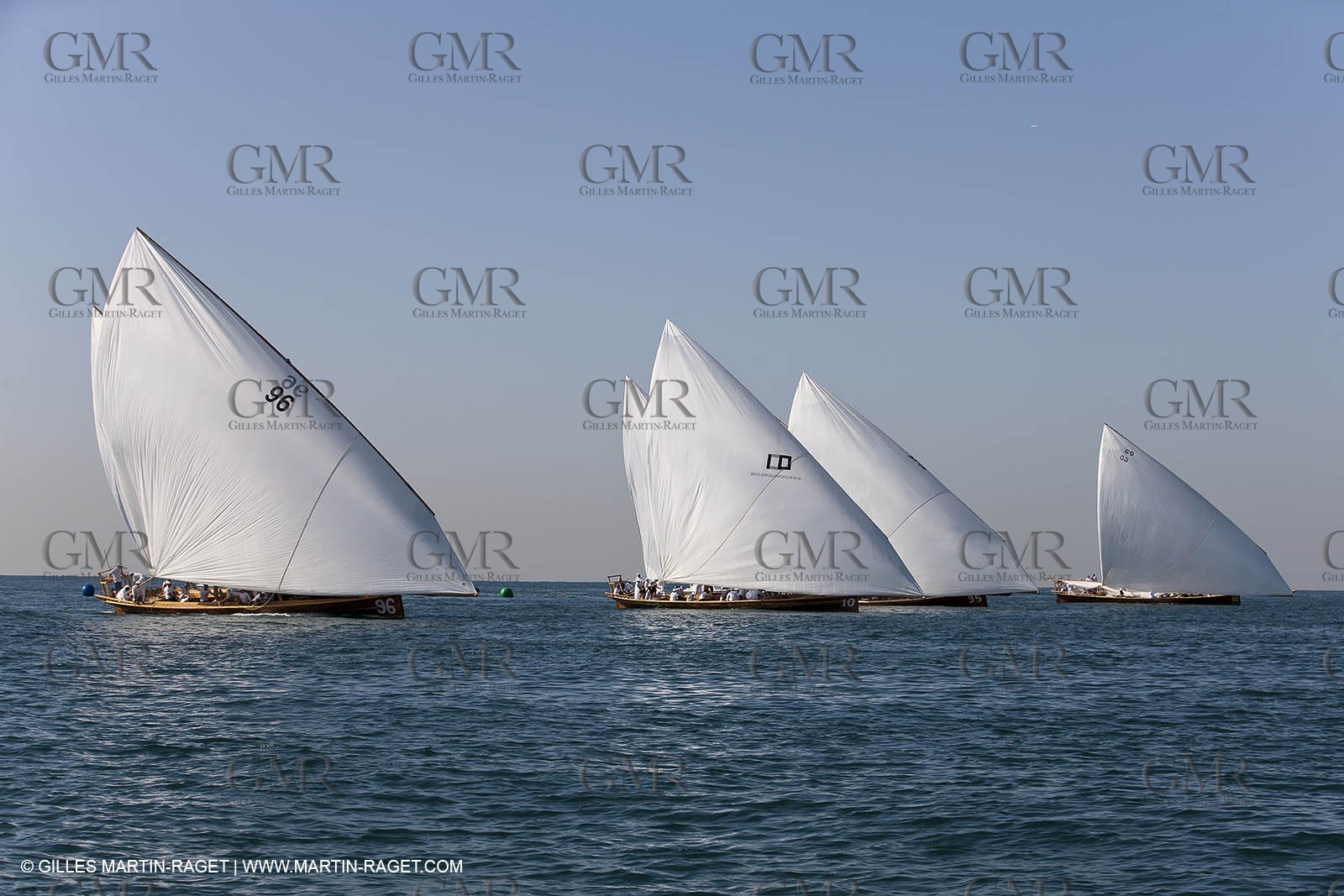 20 11 2010 - Dubai (UAE) - Dubai Louis Vuitton Trophy - Traditionnal dhow races for competing teams