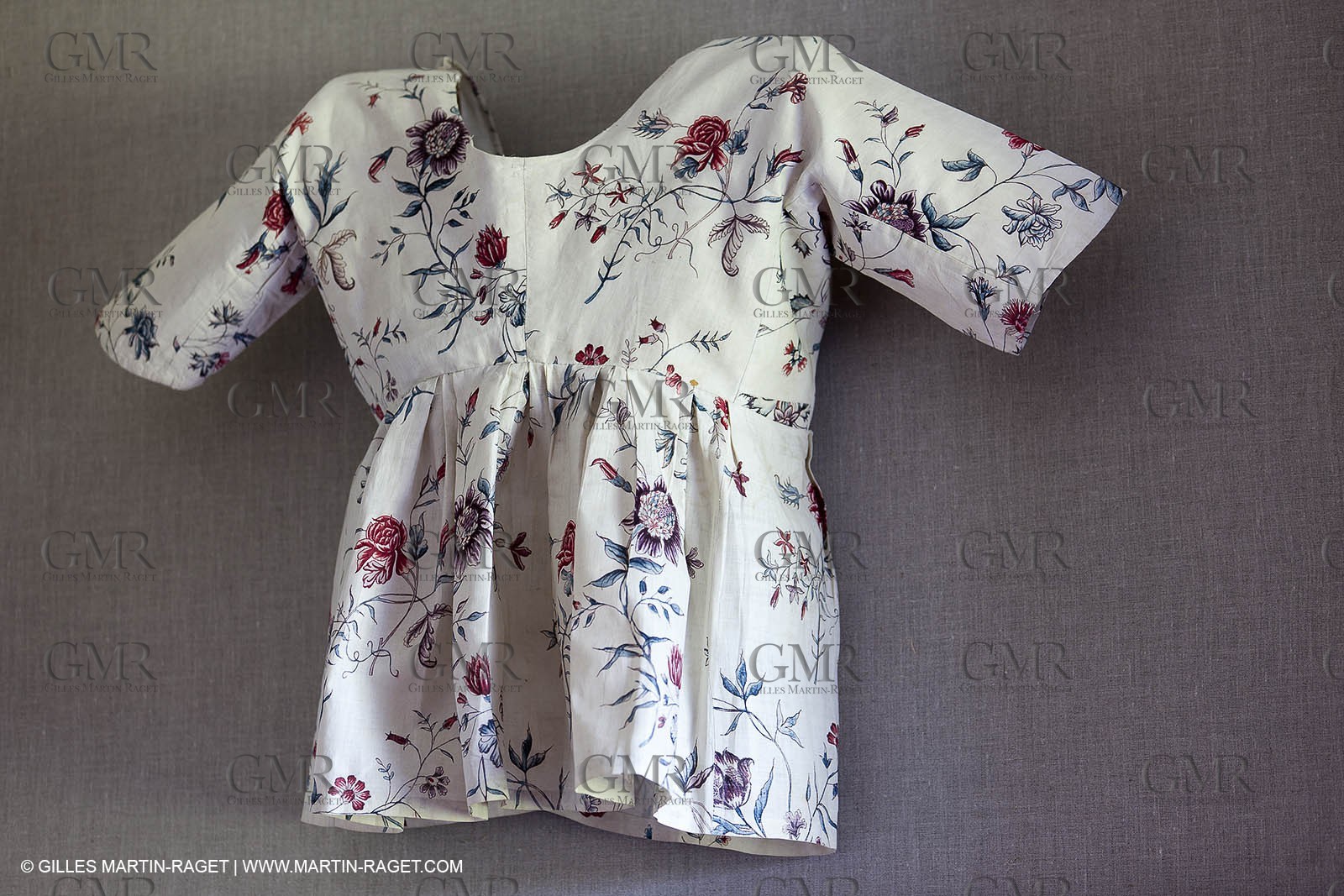 30 06 2011 - Toulon (FRA,83) - Villa Rosemaine - Indiennes sublimes exhibition