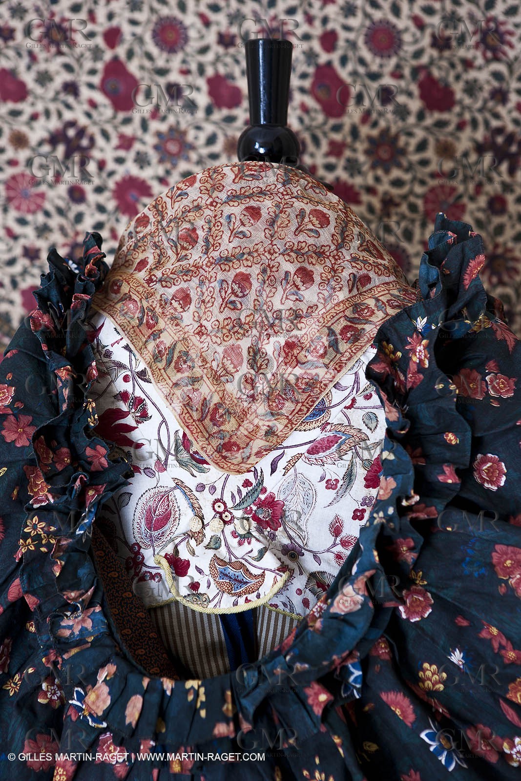 30 06 2011 - Toulon (FRA,83) - Villa Rosemaine - Indiennes sublimes exhibition