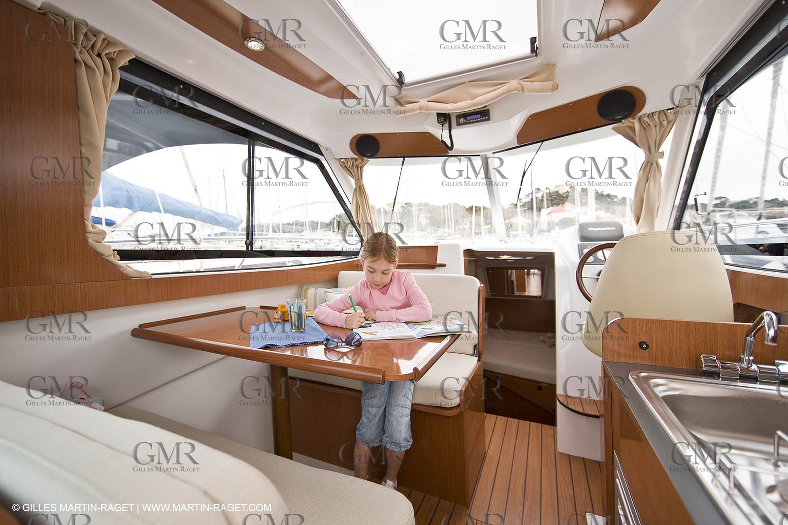 15 04 2008 - Porquerolles (Fra, 83) - Beneteau - Antares 8