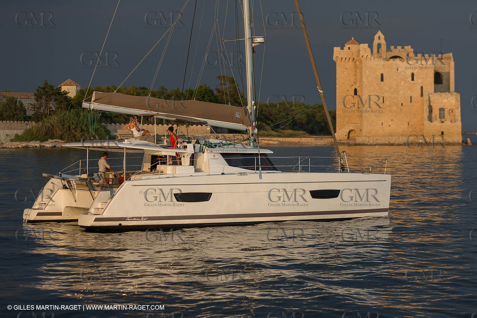 12 09 2016, Cannes (FRA,06), Chantier Fountaine-Pajot, Helia 44