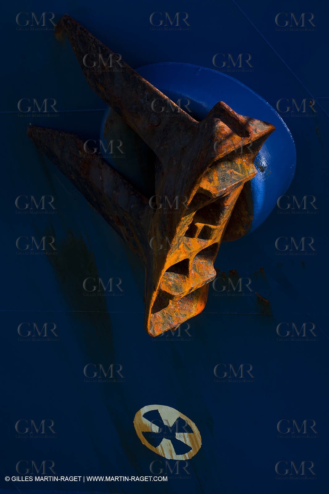 01 03 2011 - San Frnacisco (USA,CA) - Harbour operations - ship details - ship unloading - containers