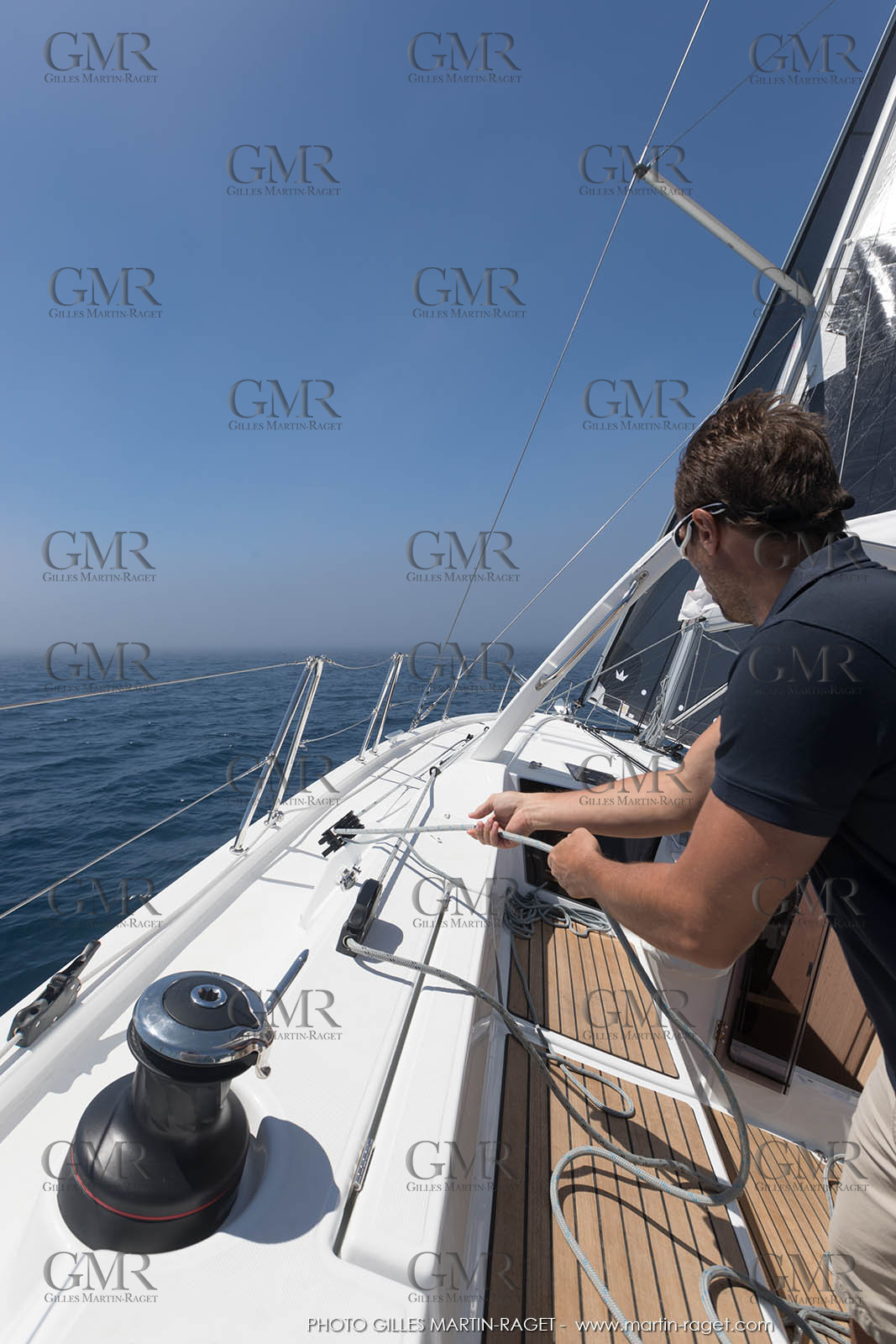 04 07 3017; Les EMbiez (FRA; 83) - Chantier Beneteau; Oceanis 41.1