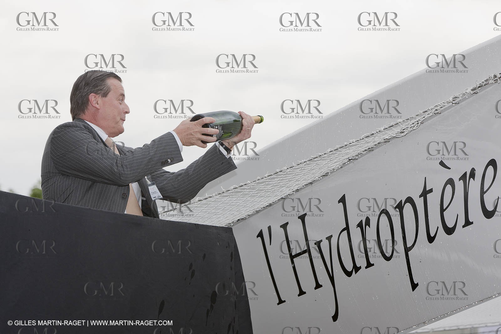 23 08 2010 - Ecublens (SUI) - L'Hydroptère.CH - Project launch : Patrick Aebischer (EPFL) Thierry Lombard (Banque Lombard-Odier), Alain Thébault, Philippe Merk (Audemard Piguet)