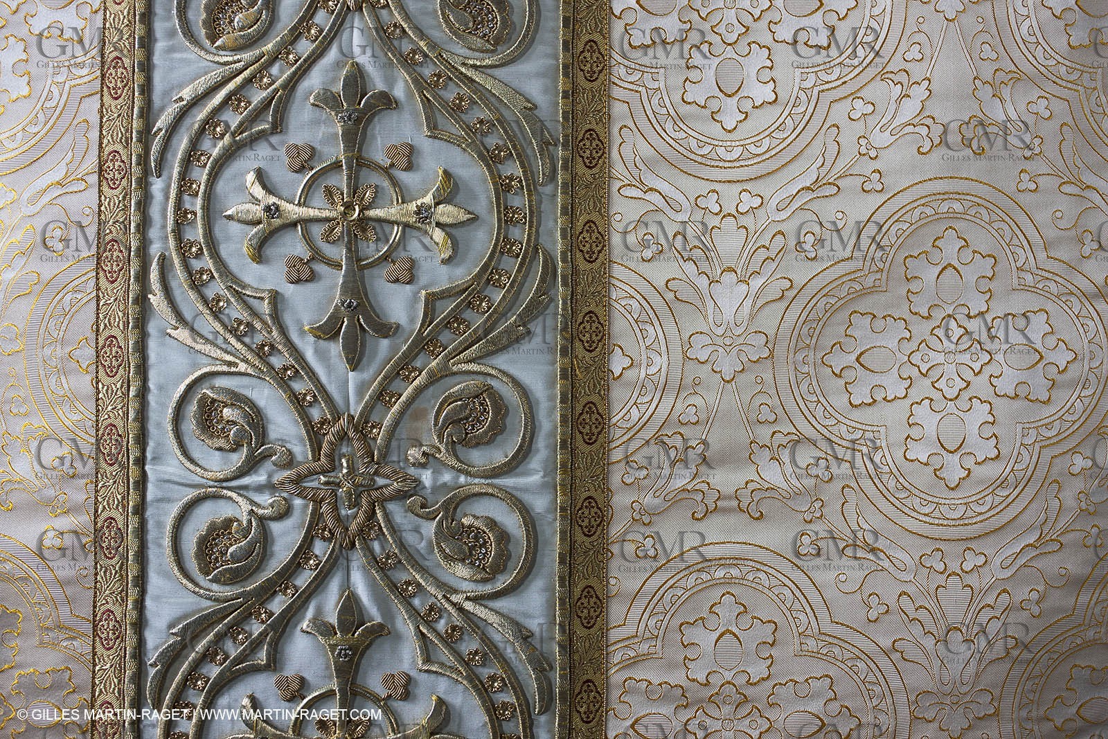 04 02 2013 - Marseille(FRA,13), Notre Dame de la Garde, liturgical clothing