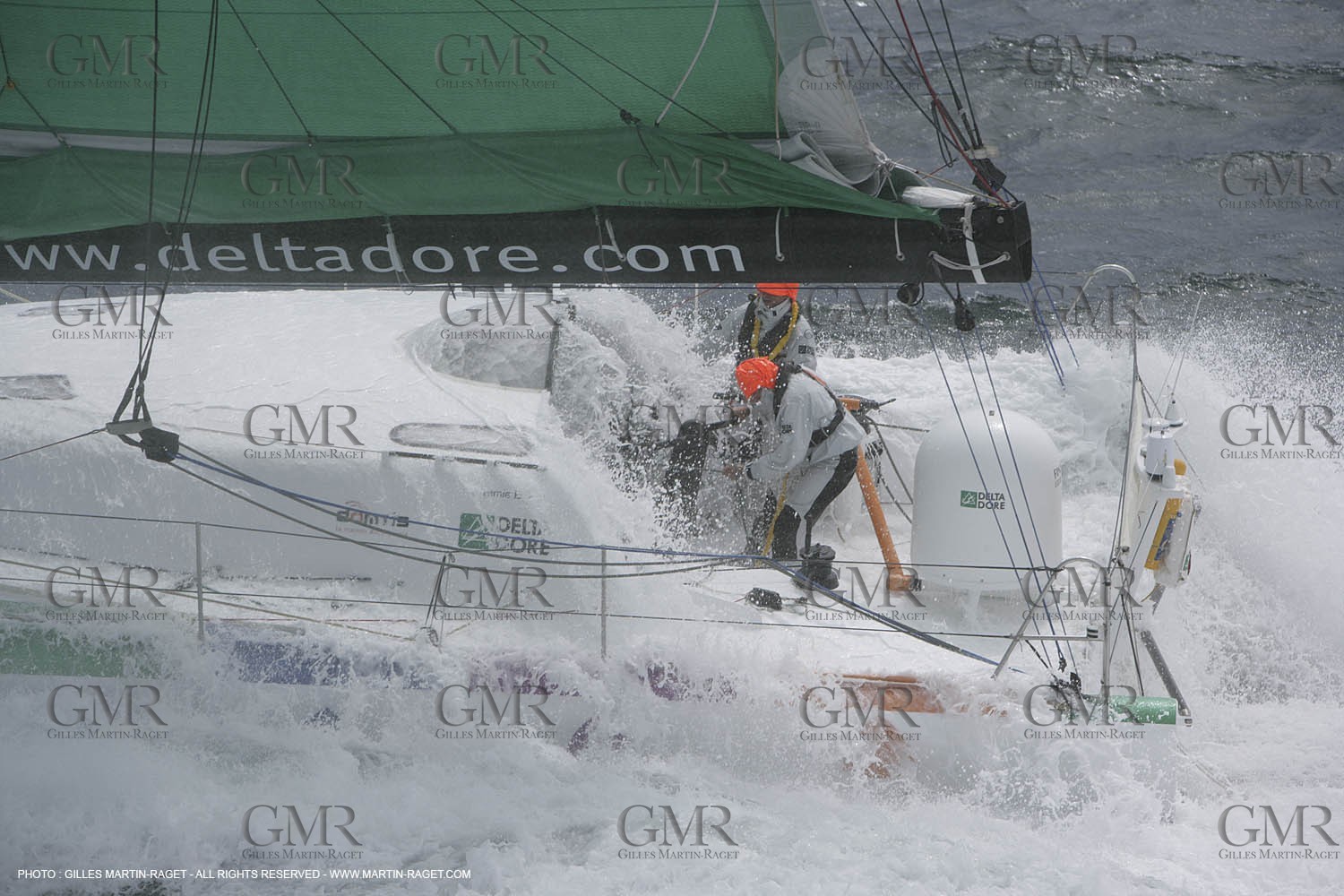 21 06 2007 - Bell Ile en mer (South Britanny, France) - IMOCA Monohulls - Delta Dore (Jeremie Beyou) sea trials