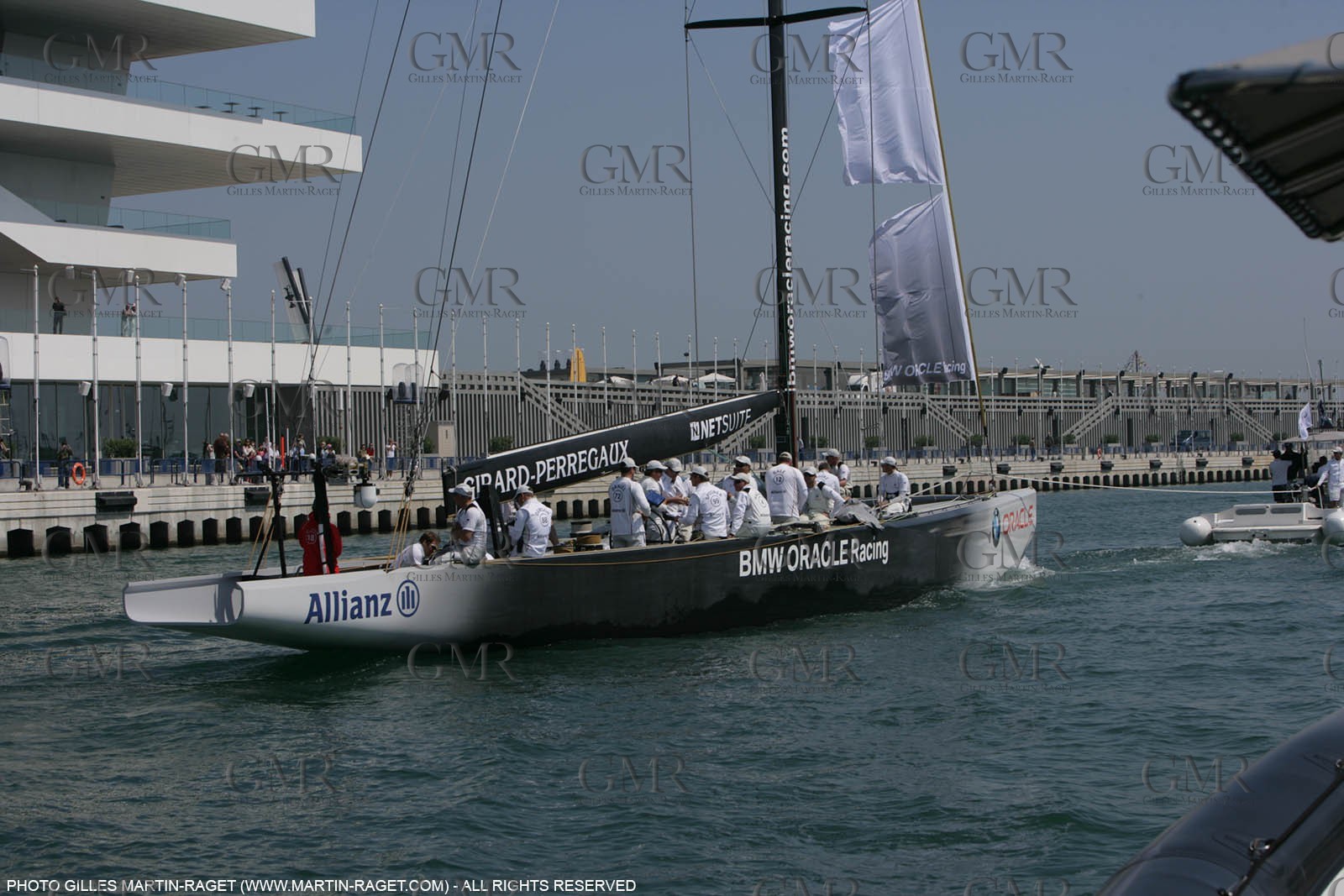 17 04 2007-Valencia (Spain)- 32nd America's Cup - Louis Vuitton Cup - RR1 - DAY 2 - BMW ORACLE Racing - Spanish Top Model Laura Ponte 18th man onboard USA 98 for inaugural Louis Vuitton Cup race