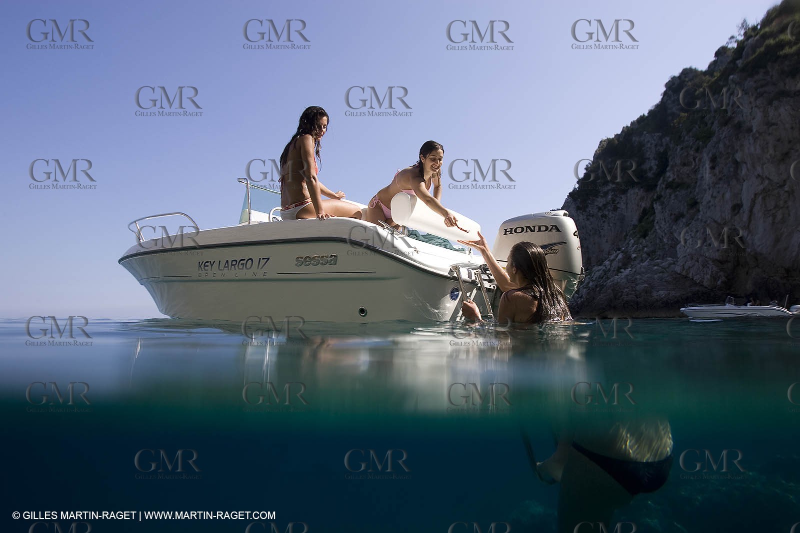 Motor boat mooring
