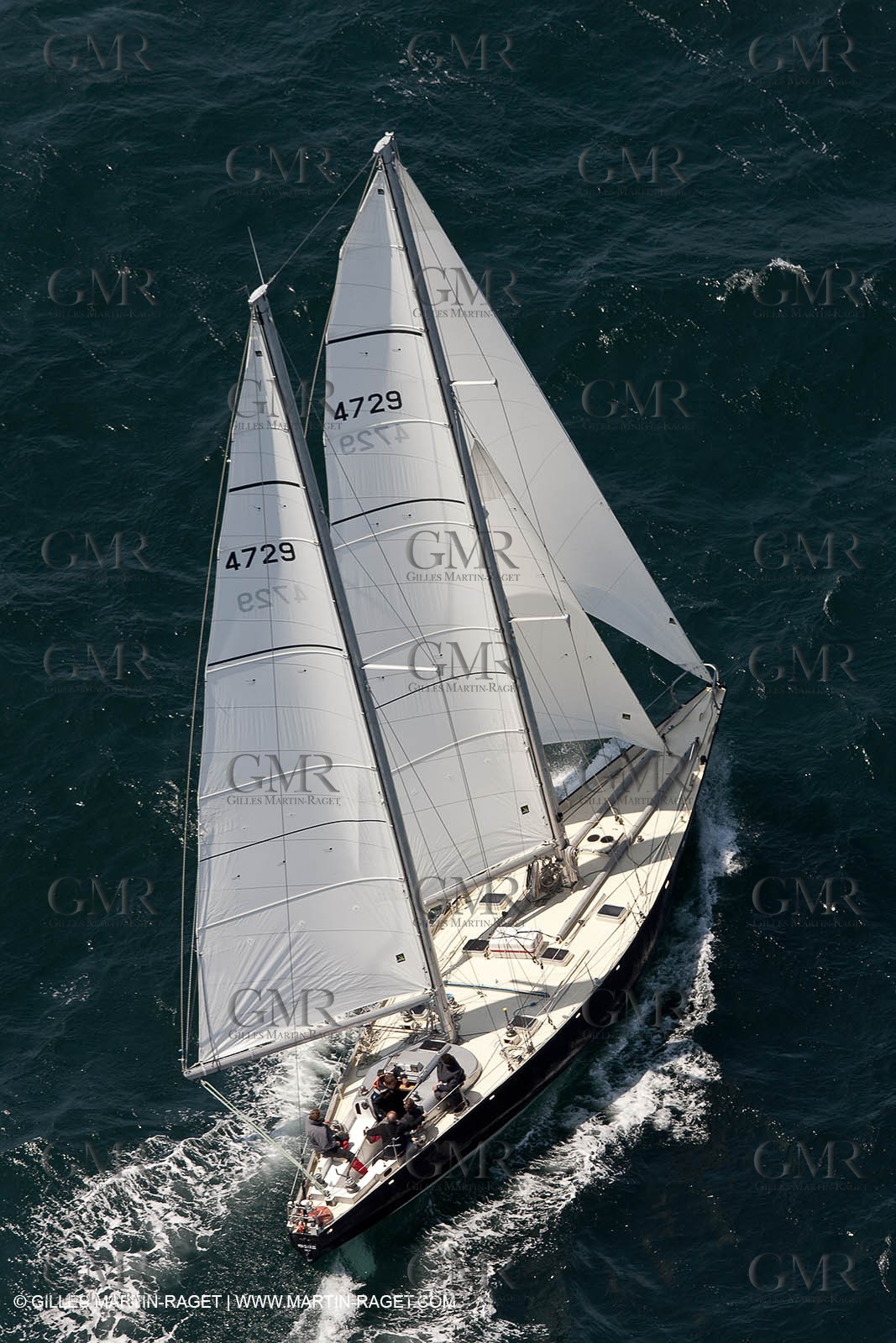 19 05 2010- Lorent- (FRA,56)  -  Pen Duick III