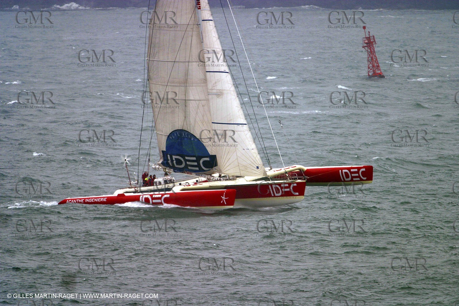 Round the world solo record - Idec - Francis Joyon - Brest finish