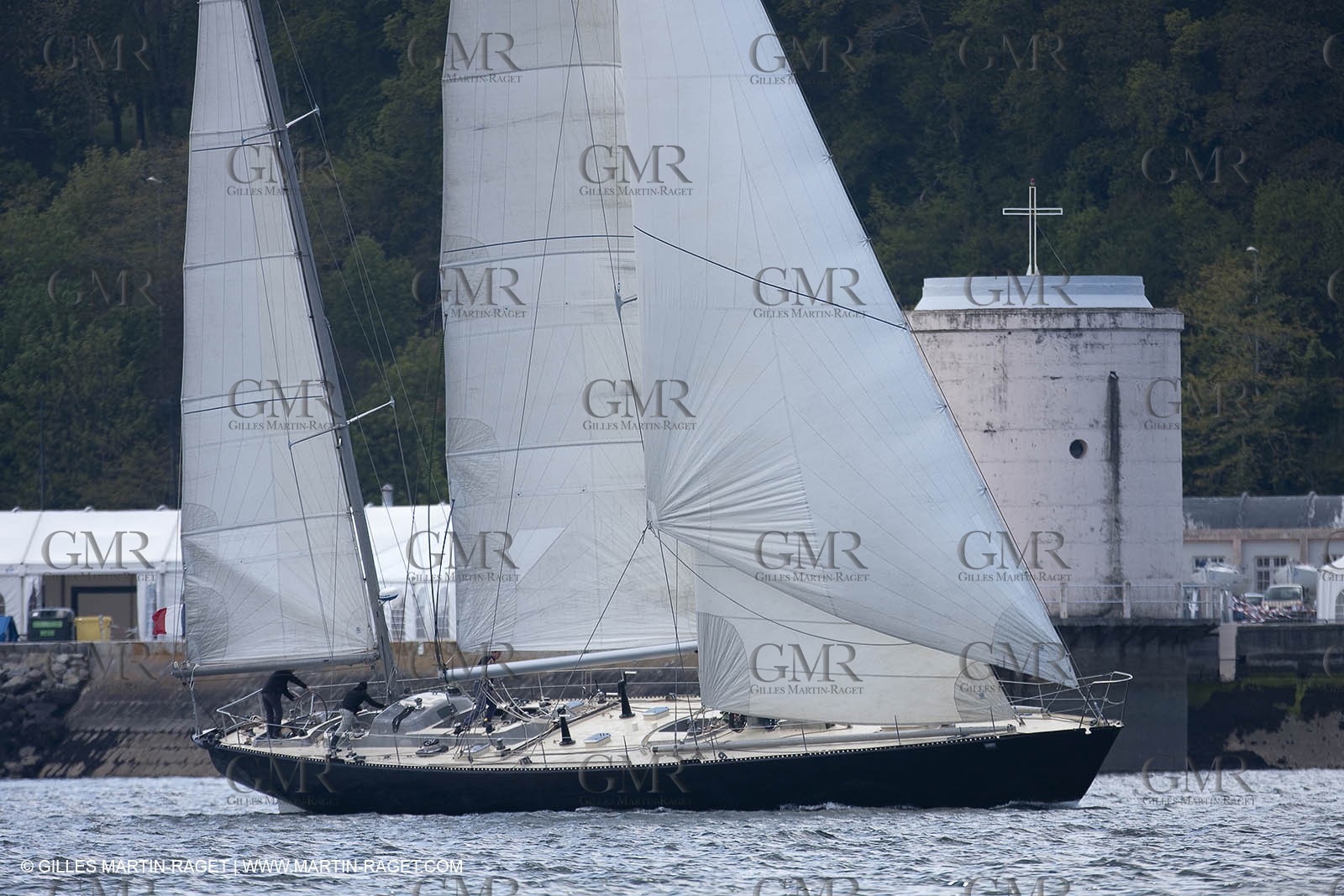 19 05 2010 -  Lanveoc Poulmic (FRA,29) - French Navy School Grand Prix - Pen Duick VI