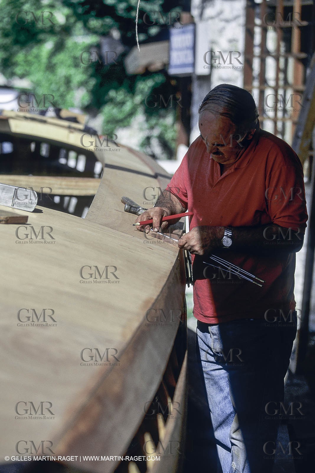 motor boats, claissc runabouts, cefit or Sagitta at Trapani boatyard (Cassis, FRA,13)