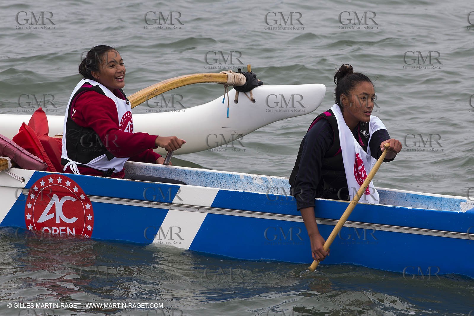10 08 2013 - San Francisco (USA,CA) - 34th America's Cup - AC Open - Outrigger Canoe Races et Hula Danceperformance at Marina Green Village