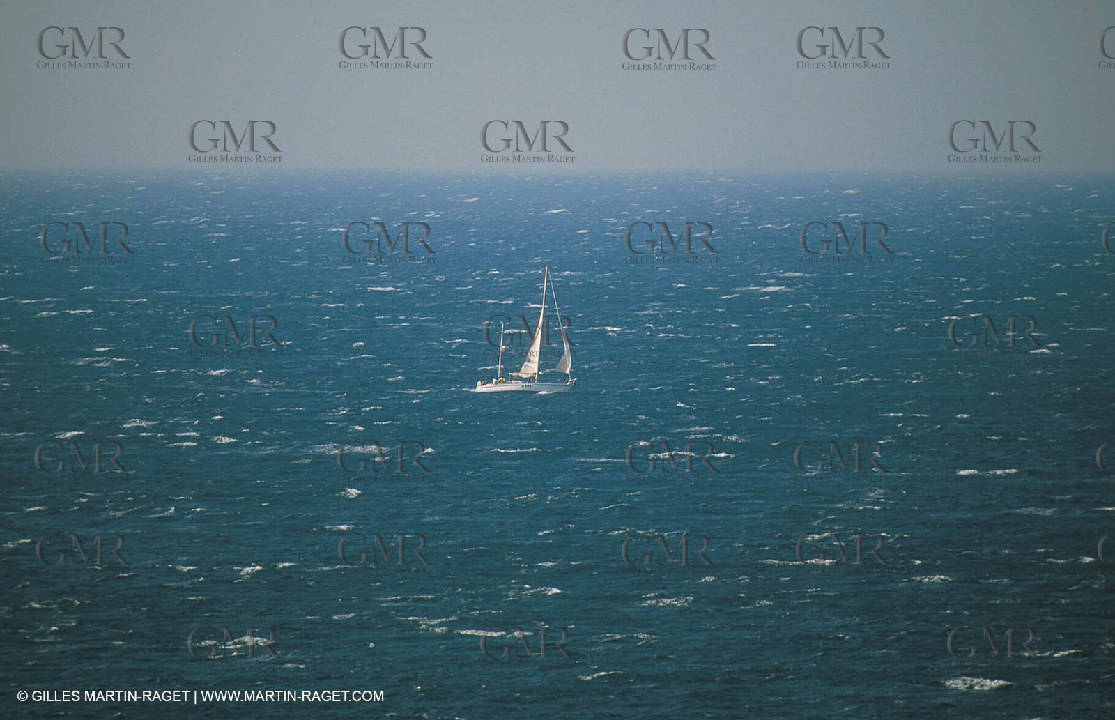 Crusing monohull sailing