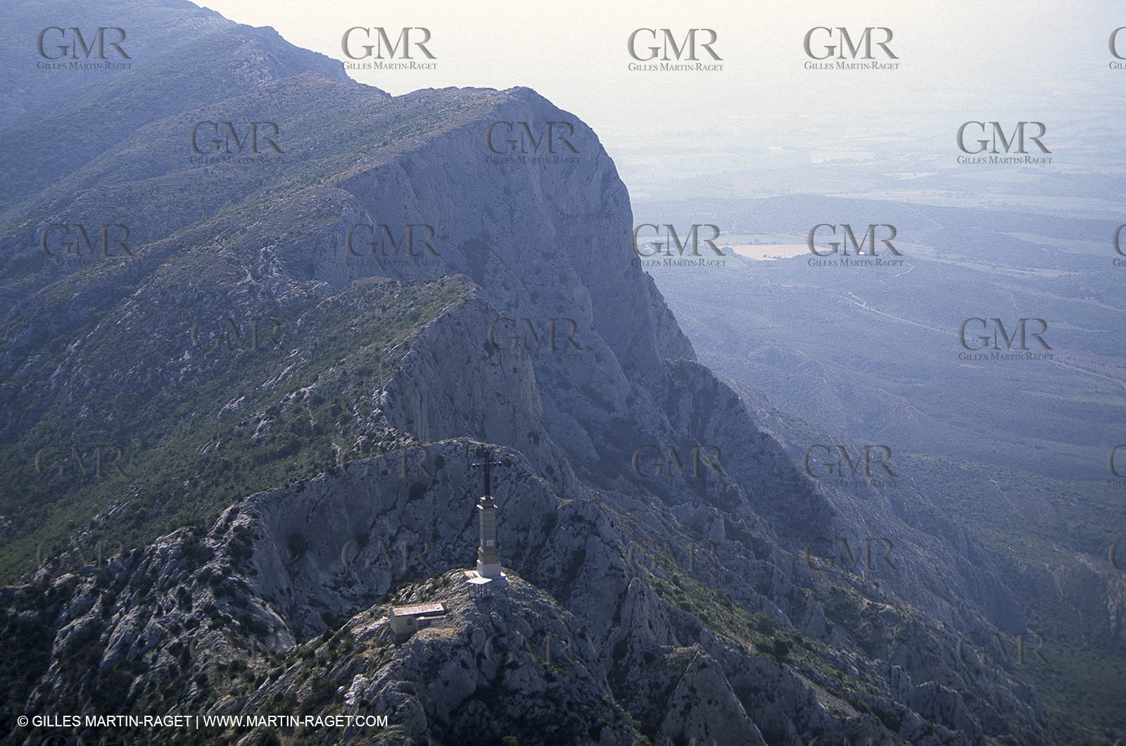 Aix en Provence area - Sainte Victoire Mountain