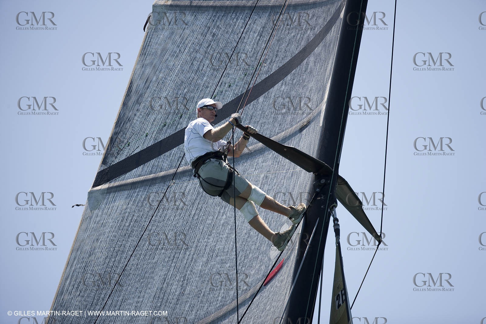 08 02 2009 - Auckland (NZL) -  Louis Vuitton Pacific Series -  Racing Day 9 - Round Robin 2 - BMW ORACLE Racing Vs Alinghi