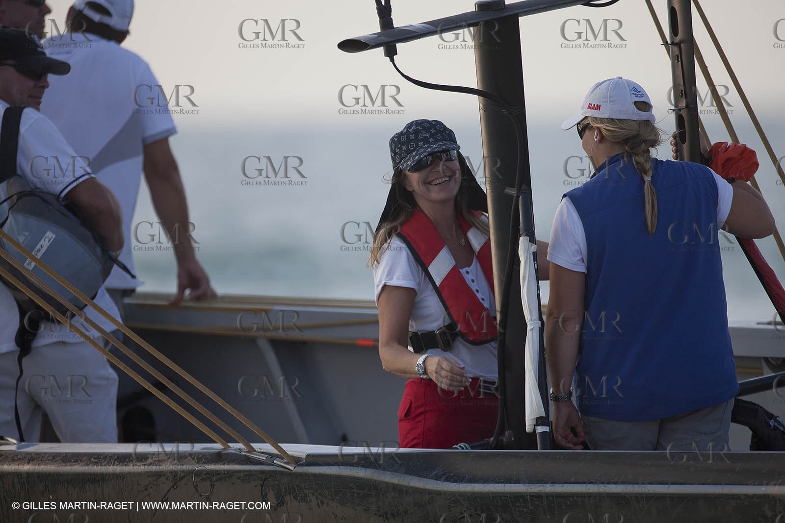 21 11 2010 - Dubai (UAE) - Dubai Louis Vuitton Trophy -  Round 2 - BMW ORACLE Racing