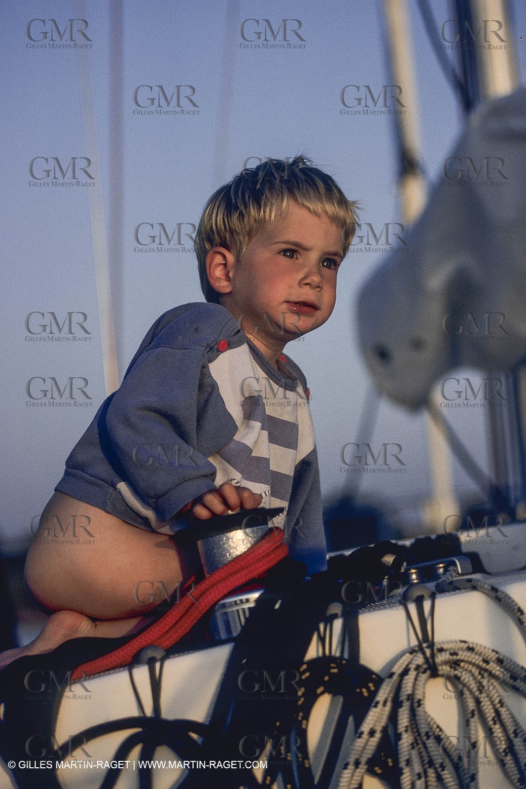 Sailing, cruising, people, children