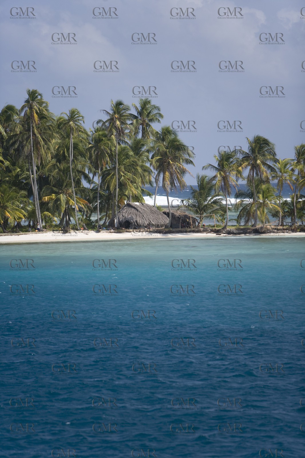 01 02 2008 - San Blas Archipelago (Panama) - Motor Yacht Senses