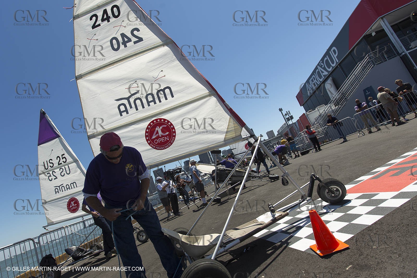 03 08 2013 - San Francisco (USA,CA) - 34th America's Cup - Louis Vuitton Cup - Training Day - America's Cup park - AC Open - Land Sailing demonstration