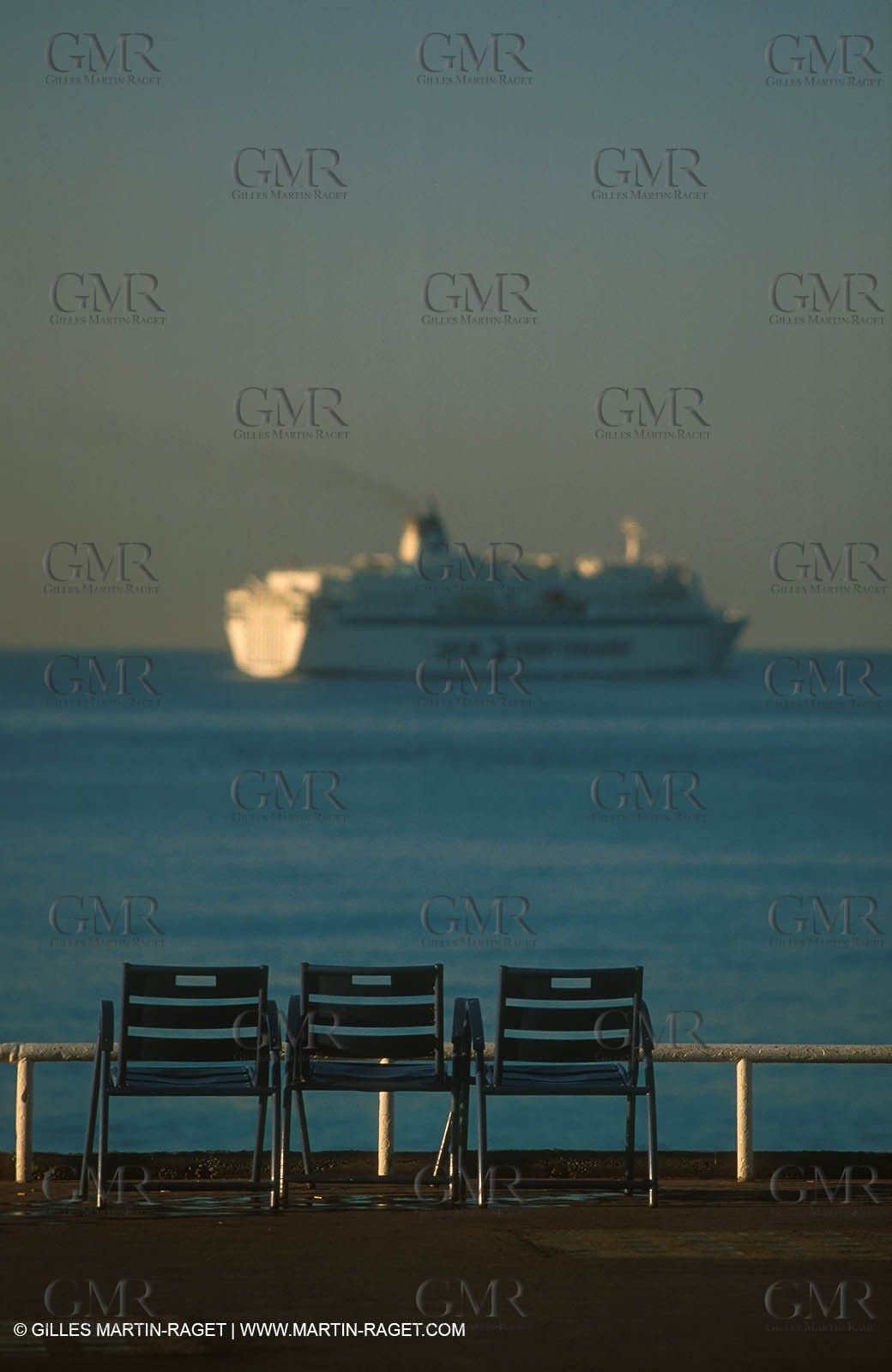 Nice - the Promenade des Anglais - Angels Bay