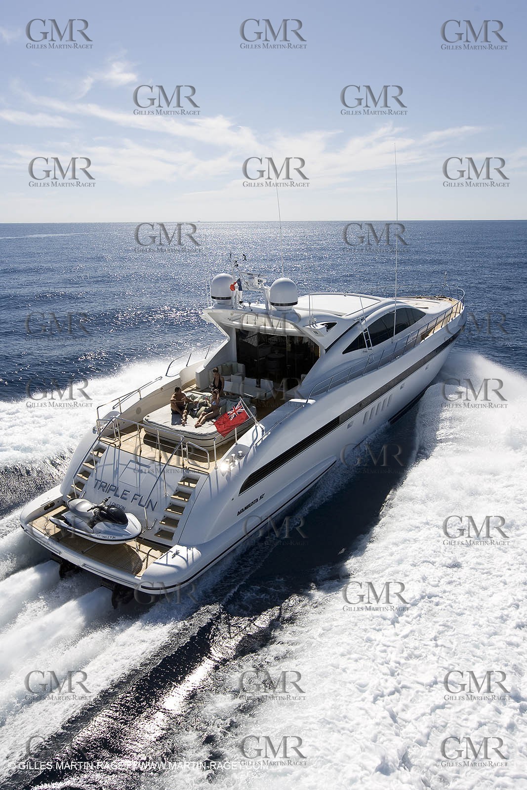 06 09 2007 - Saint Tropez (FRA, 83) - Superyachts - Motoryachts - Mangusta 92 Triple Fun in Saint Tropez - Mooring at Club 55 at Pampelonne Beach