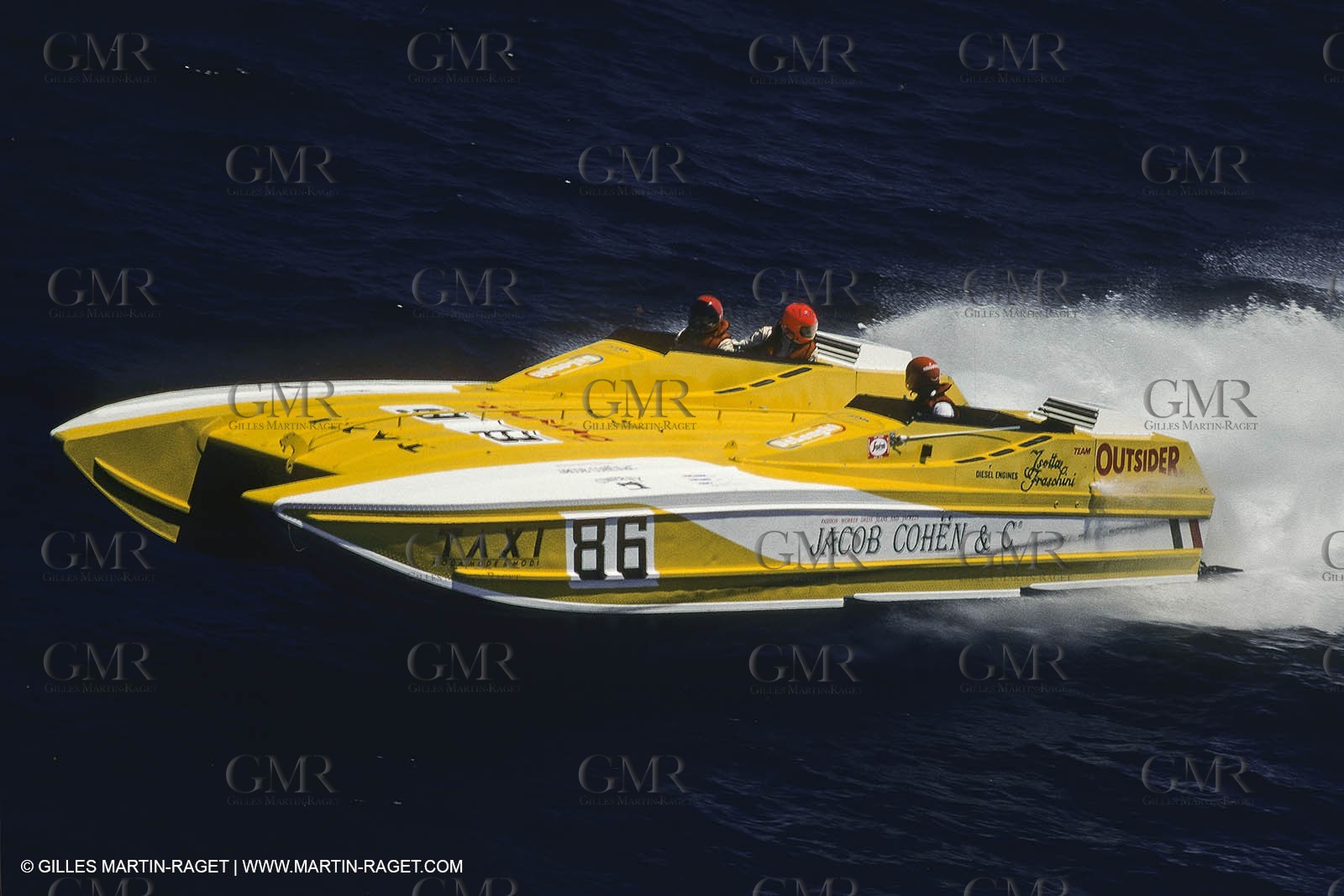 Powerboating, offshore racing