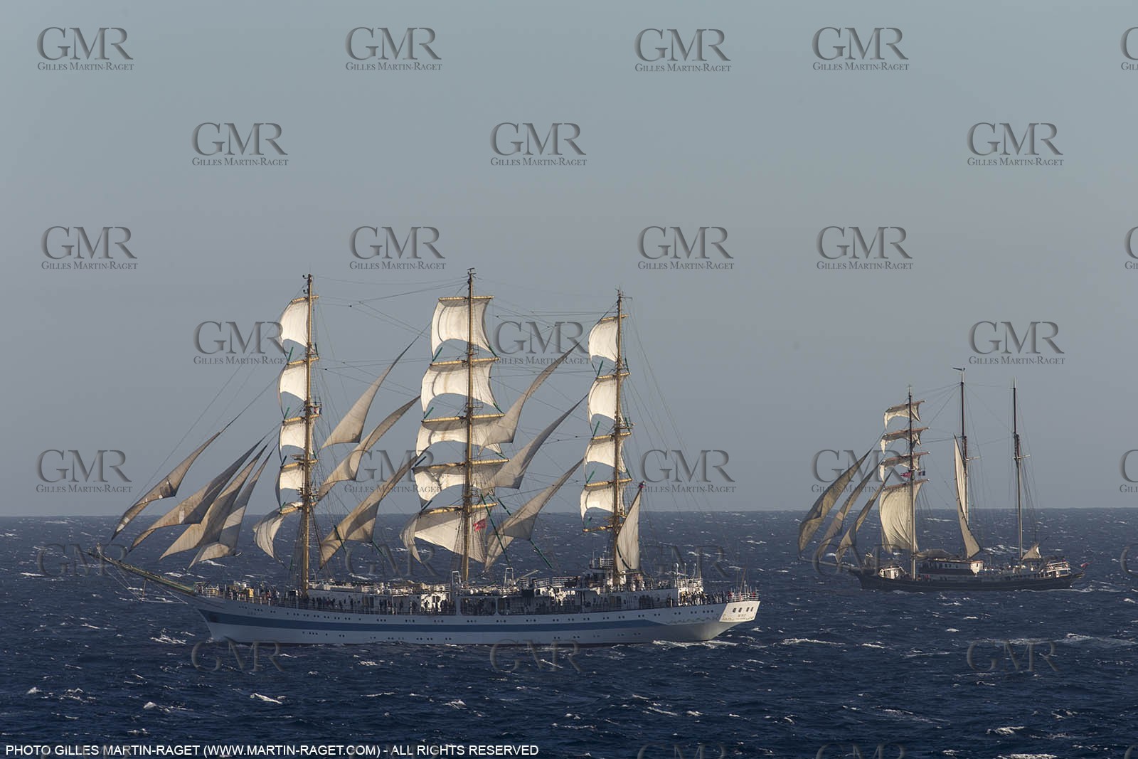 30 09 2013 - Toulon (FRA,83) - Toulon Voiles de Légende - Start towards La Spezia