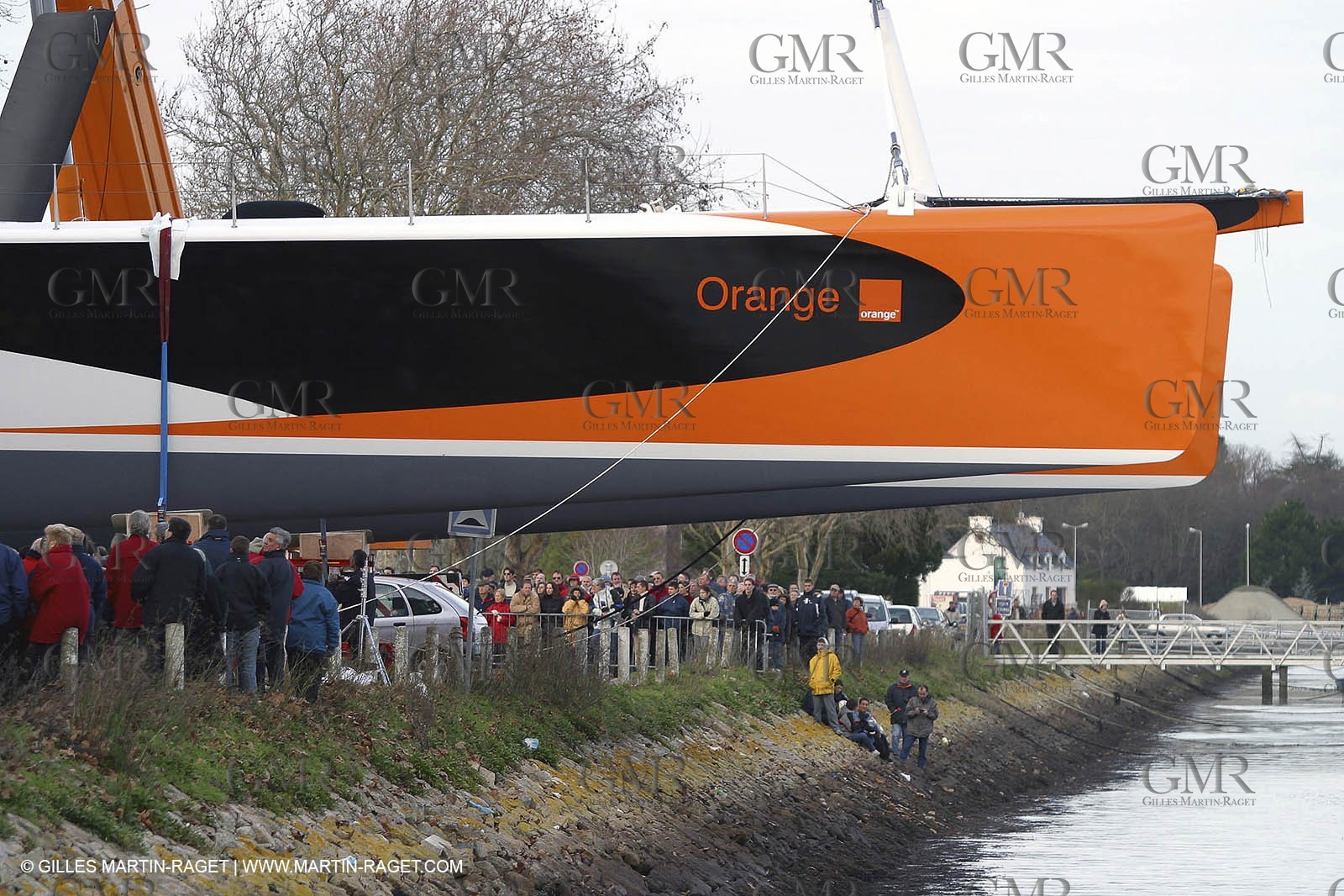 Vannes - Multiplast Boatyard - Orange II 1st go in the water