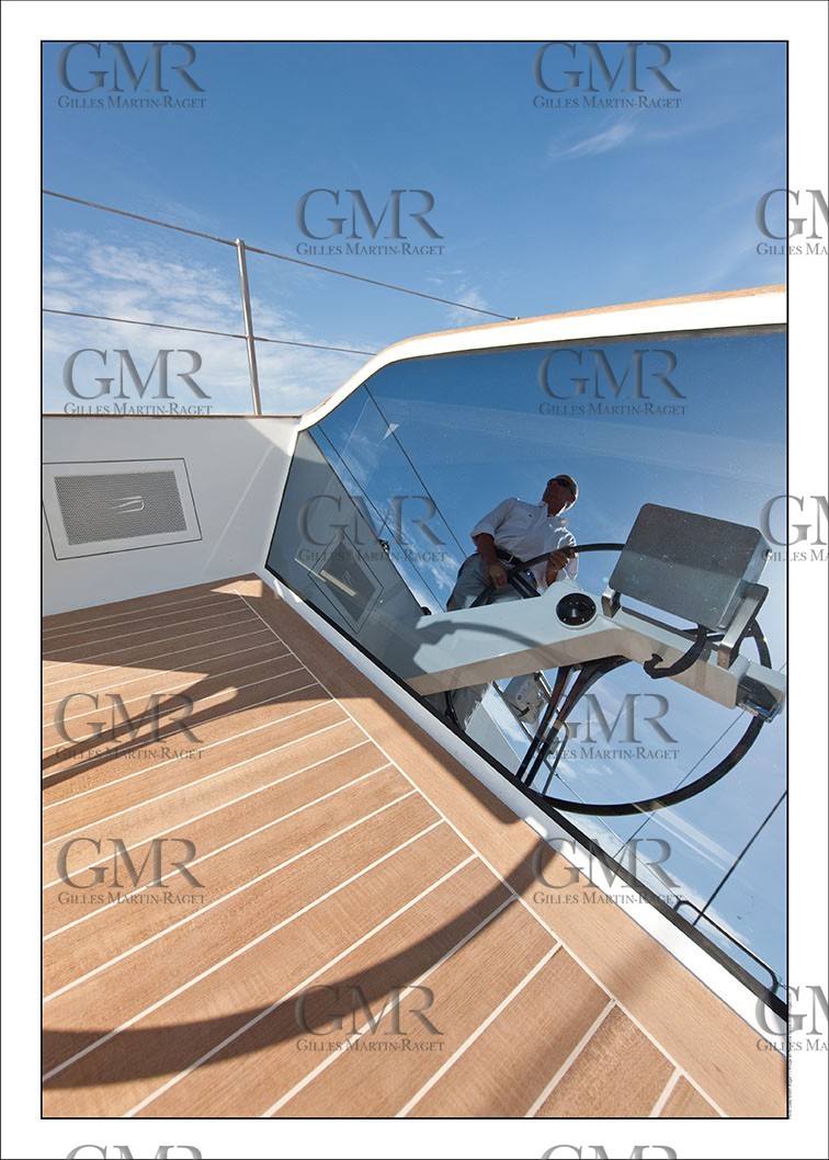 Product: in house made quality print on 8 ultrachome colors Epson ink Jet printer.Available sizes: . 30x40 cm. 50x70 cm. 80x120 cmAvailable papers: . Standard 250 gr glossy paper print, black streak, white margin, no signature. Top quality glossy 290 gr. paper, black streak, white margin, checked and signed by the author. Fine Art print (signed, numbered, stamped, registered) on demand. Other supports (Canvas, Acrylic, Metal) on demandPackaging: cylindric reinforced tubeShipping options: regular mail or Shipping companyClick on the basket icon to select your options and start the online ordering process