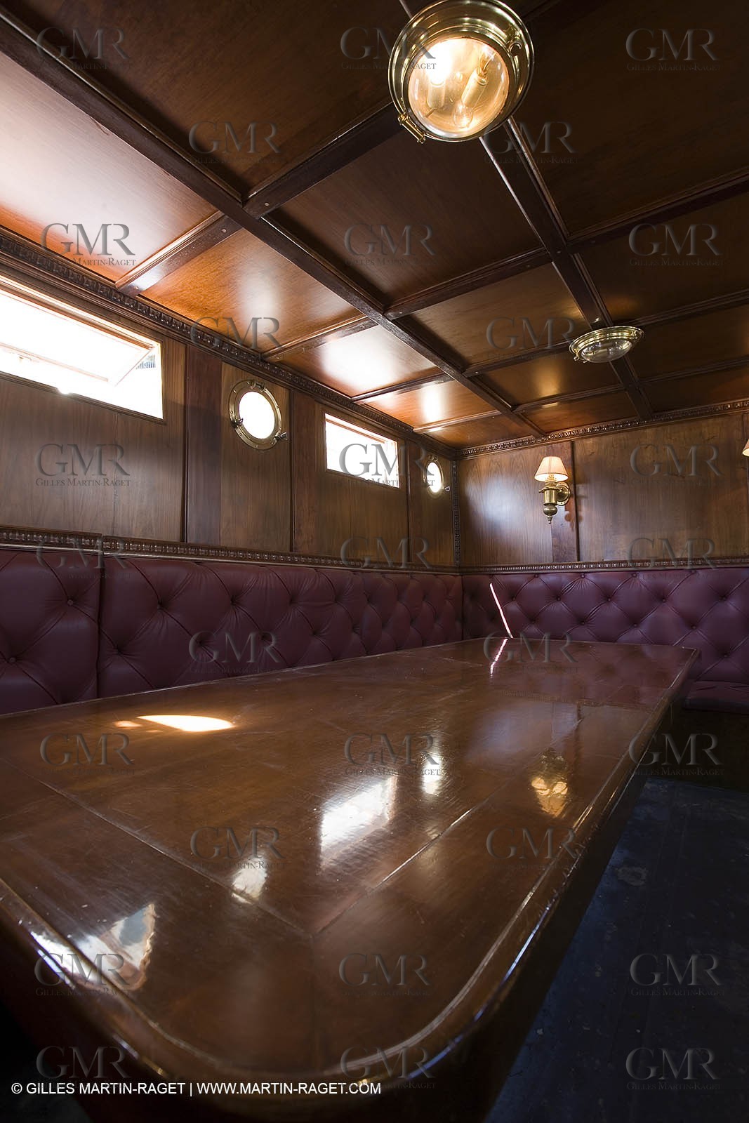 18-05-07 - Monaco - Zaca - Interiors