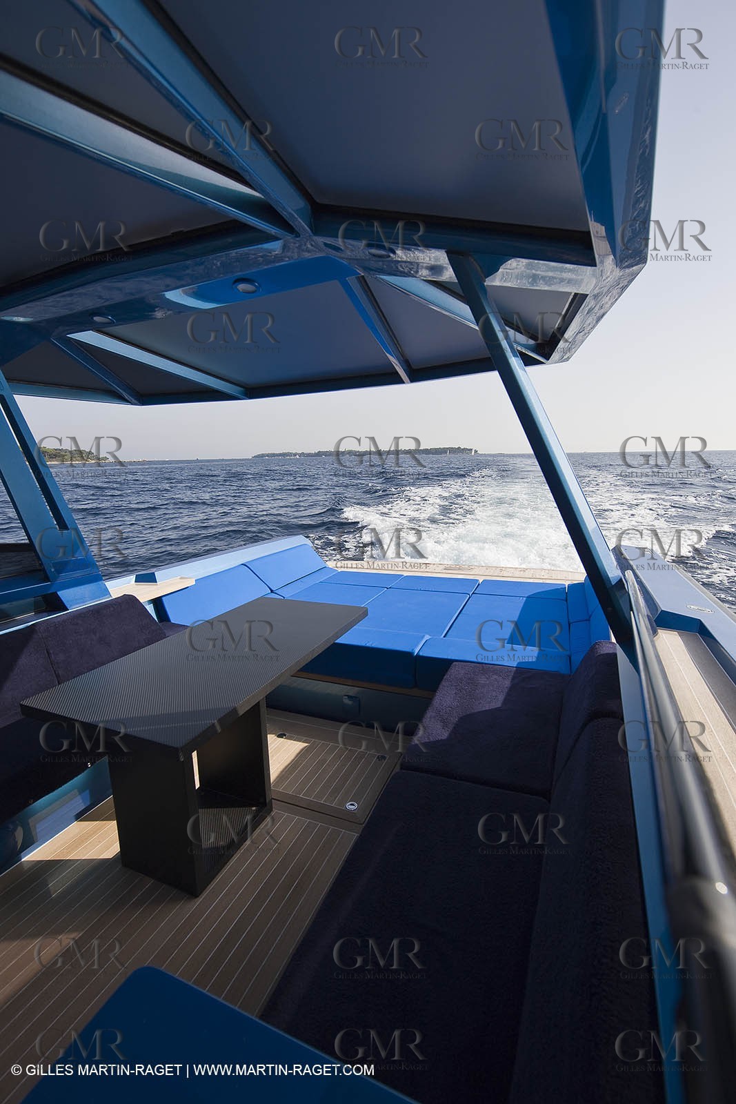 14 10 2008 - Cannes (FRA, 06) - SUper yachts - motoryachts - Wally yachts - Wallypower 48