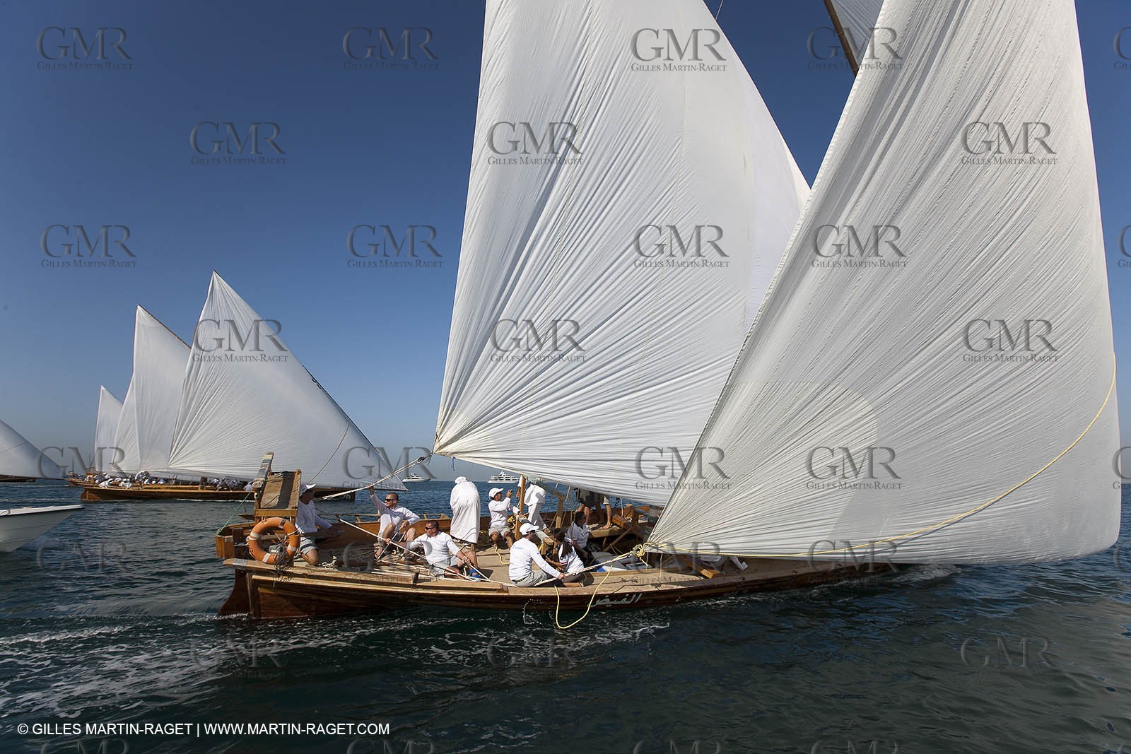 20 11 2010 - Dubai (UAE) - Dubai Louis Vuitton Trophy - Traditionnal dhow races for competing teams