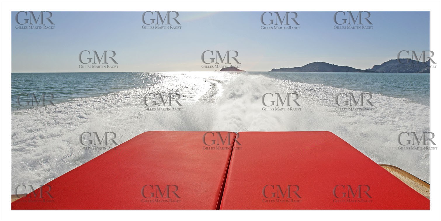 Product: in house made quality print on 8 ultrachome colors Epson ink Jet printer.Available sizes: . 50 x 100 cm. 100 x 200 cmAvailable papers: . Standard 250 gr glossy paper print, black streak, white margin, no signature. Top quality glossy 290 gr. paper, black streak, white margin, checked and signed by the author. Fine Art print (signed, numbered, stamped, registered) on demand. Other supports (Canvas, Acrylic, Metal) on demandPackaging: cylindric reinforced tubeShipping options: regular mail or Shipping companyClick on the basket icon to select your options and start the online ordering process