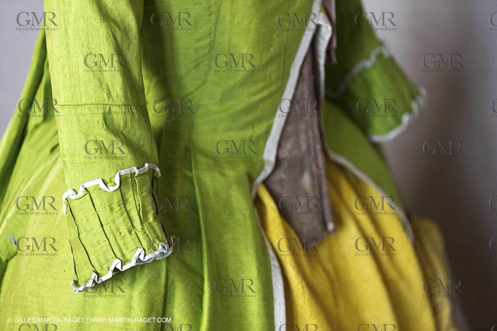 06 07 2012, Toulon (FRA,83), Villa Rozemaine, exhibition 'Fashion Dresses